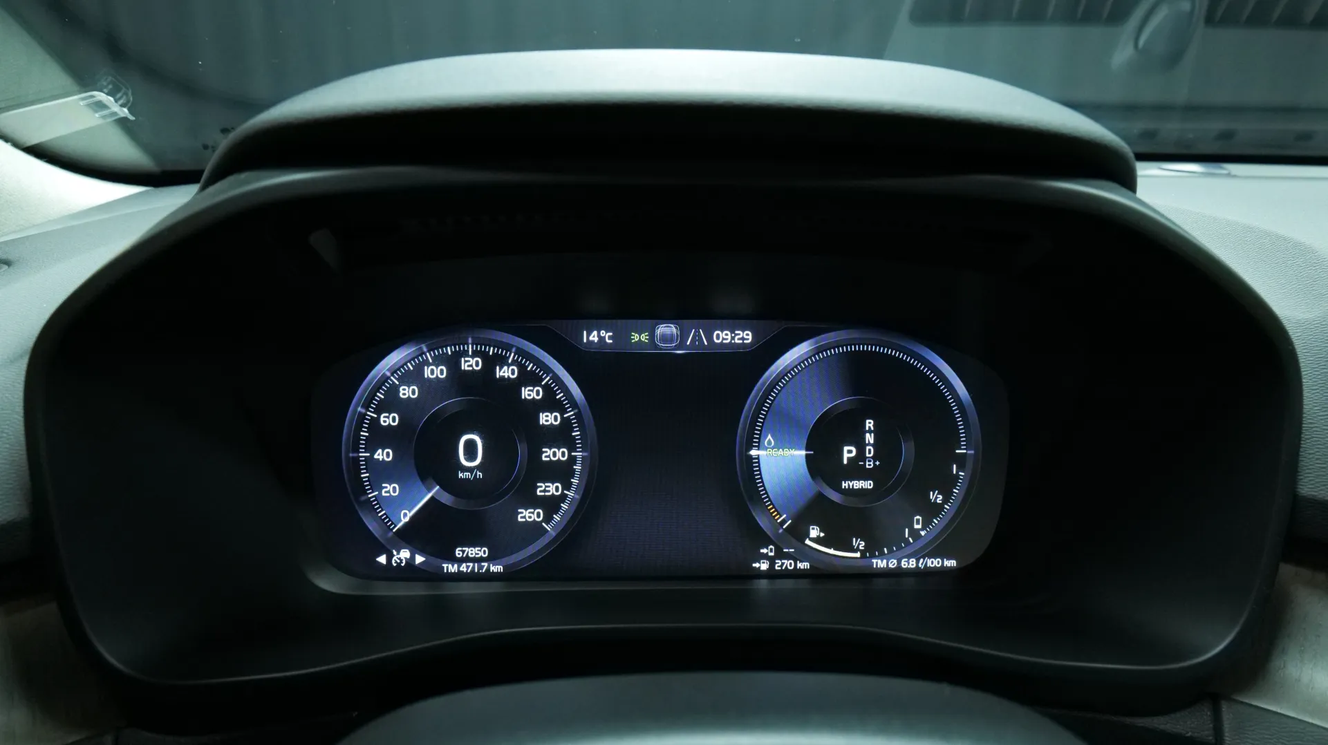 Autokuva 6 - ZNK-272