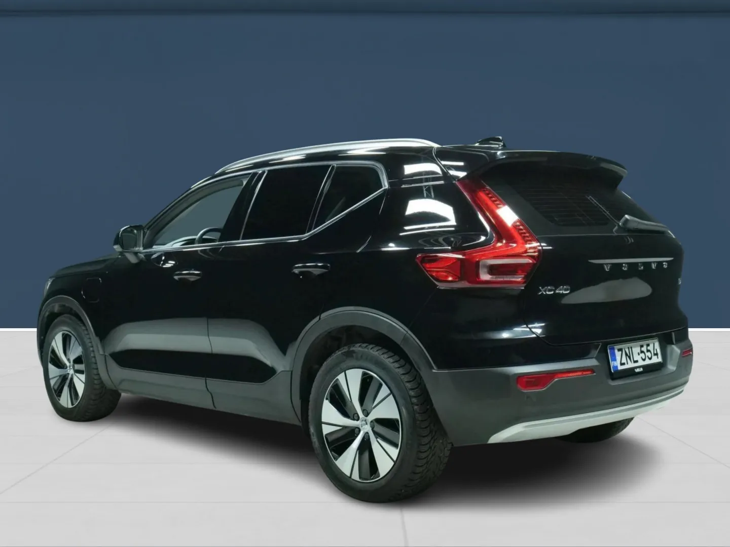 Autokuva 2 - ZNL-554