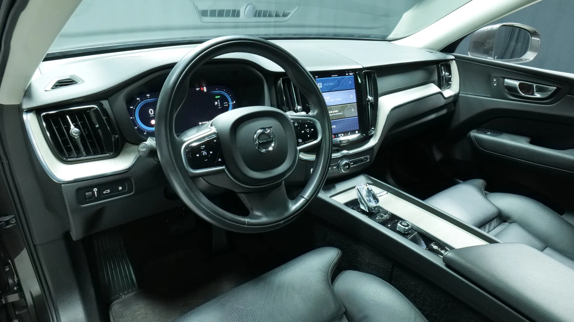 Autokuva 11 - ZNP-181