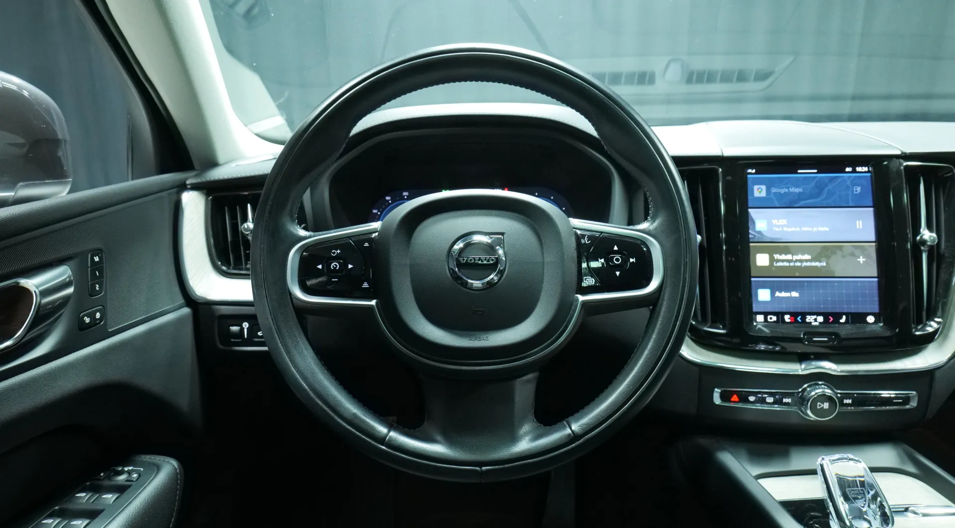 Autokuva 14 - ZNP-181