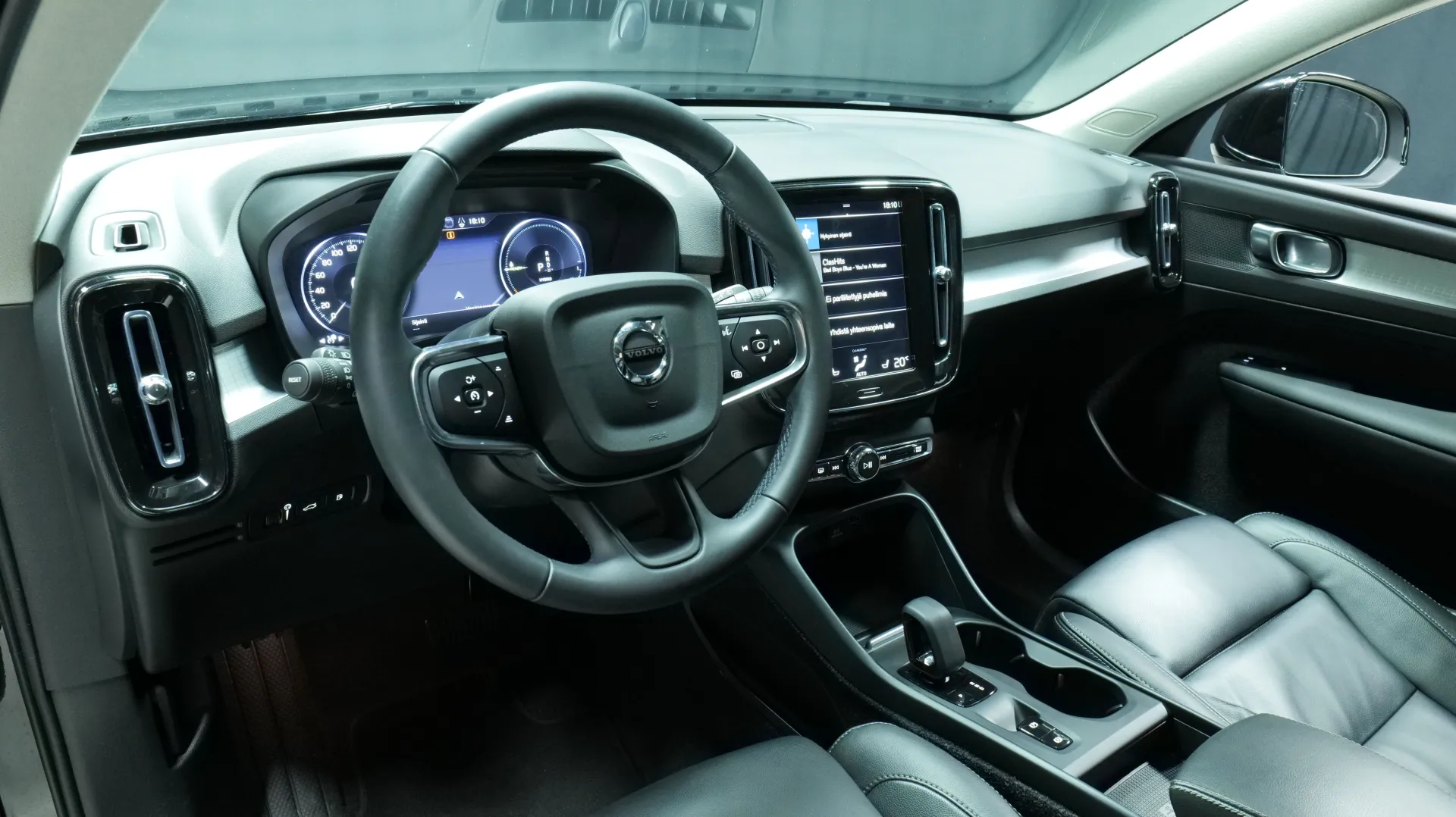 Autokuva 13 - ZNT-911