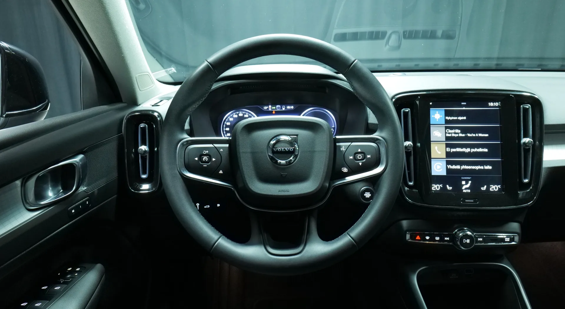 Autokuva 15 - ZNT-911