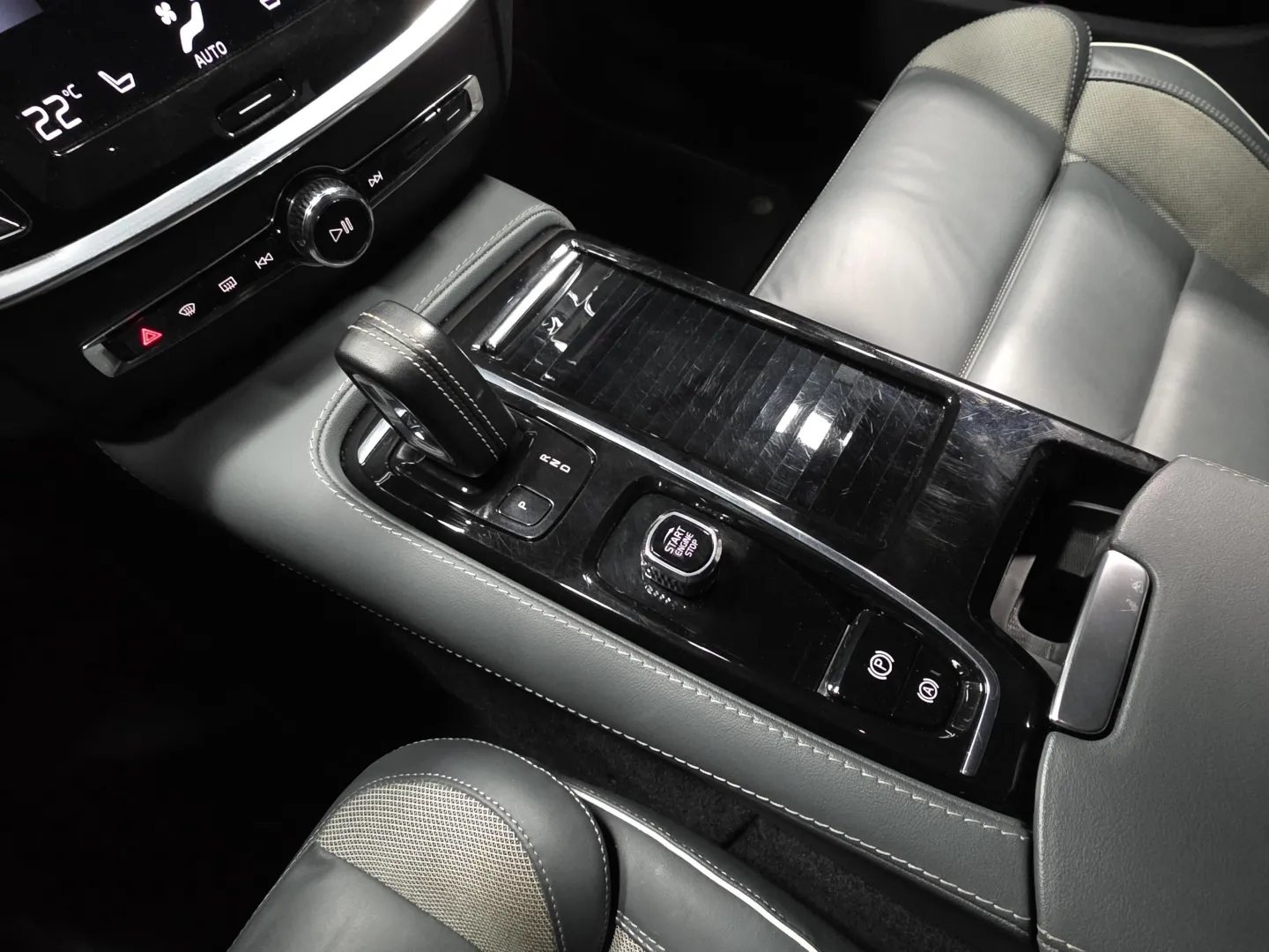 Autokuva 15 - ZNU-861