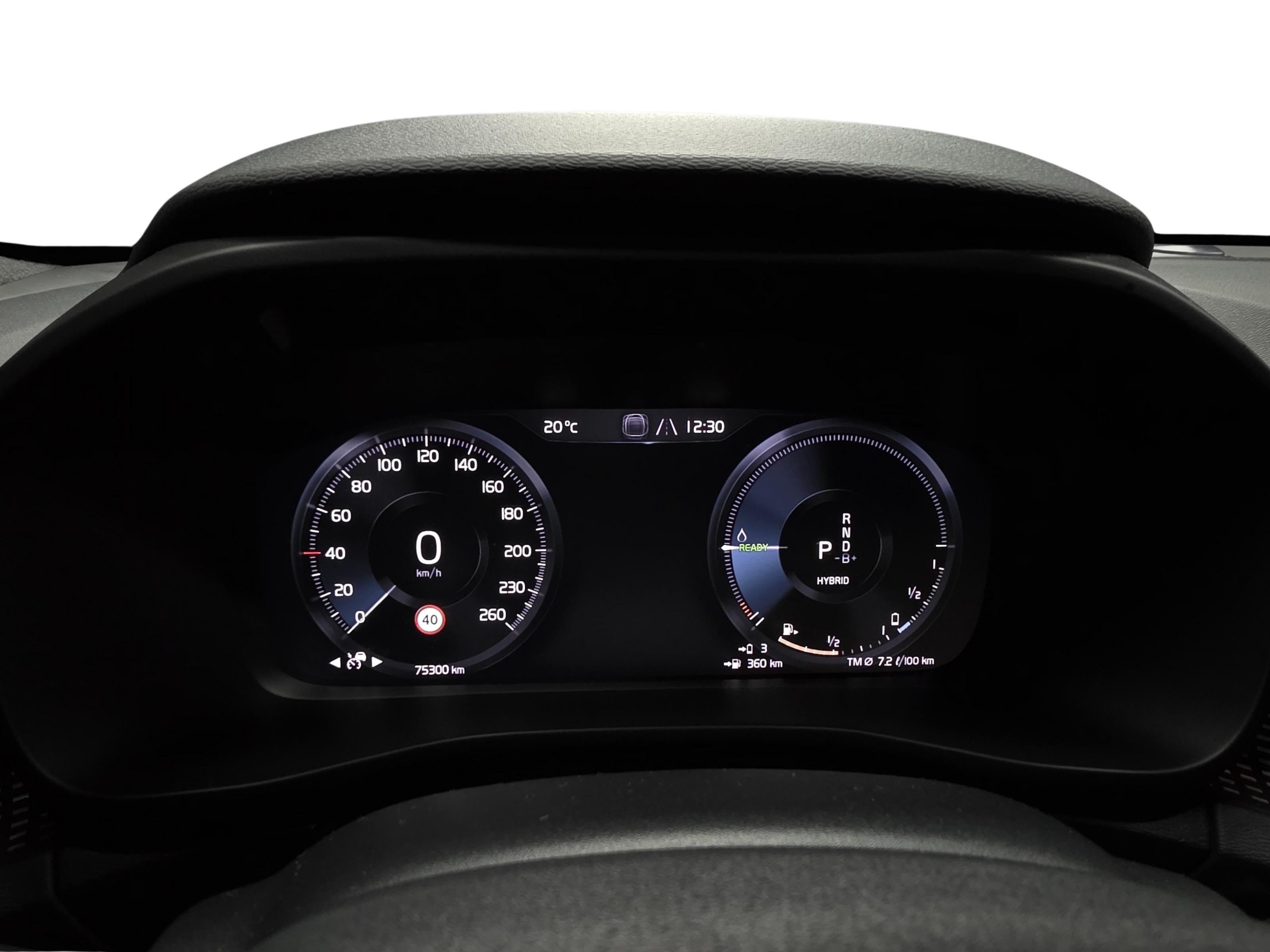Volvo XC40 2022, kuva 7/17