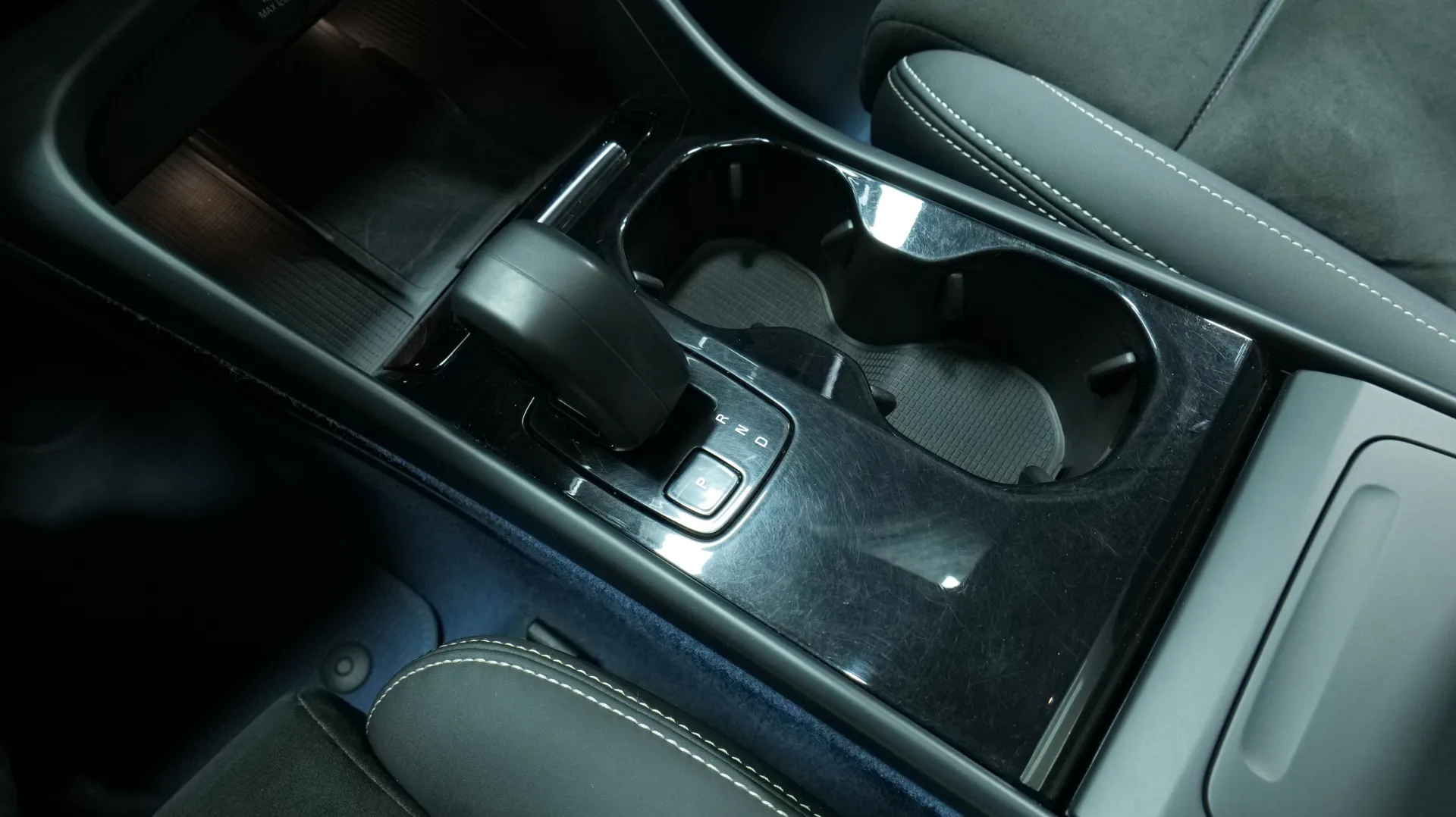 Autokuva 9 - ZOB-774