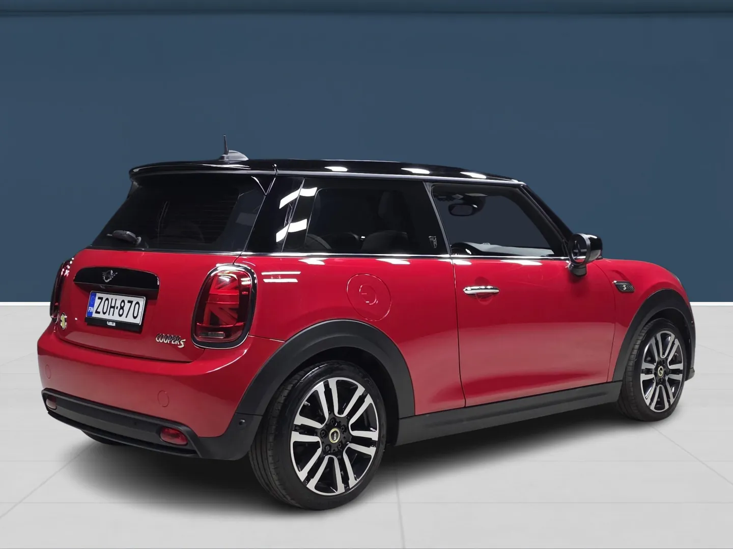 Autokuva 4 - ZOH-870