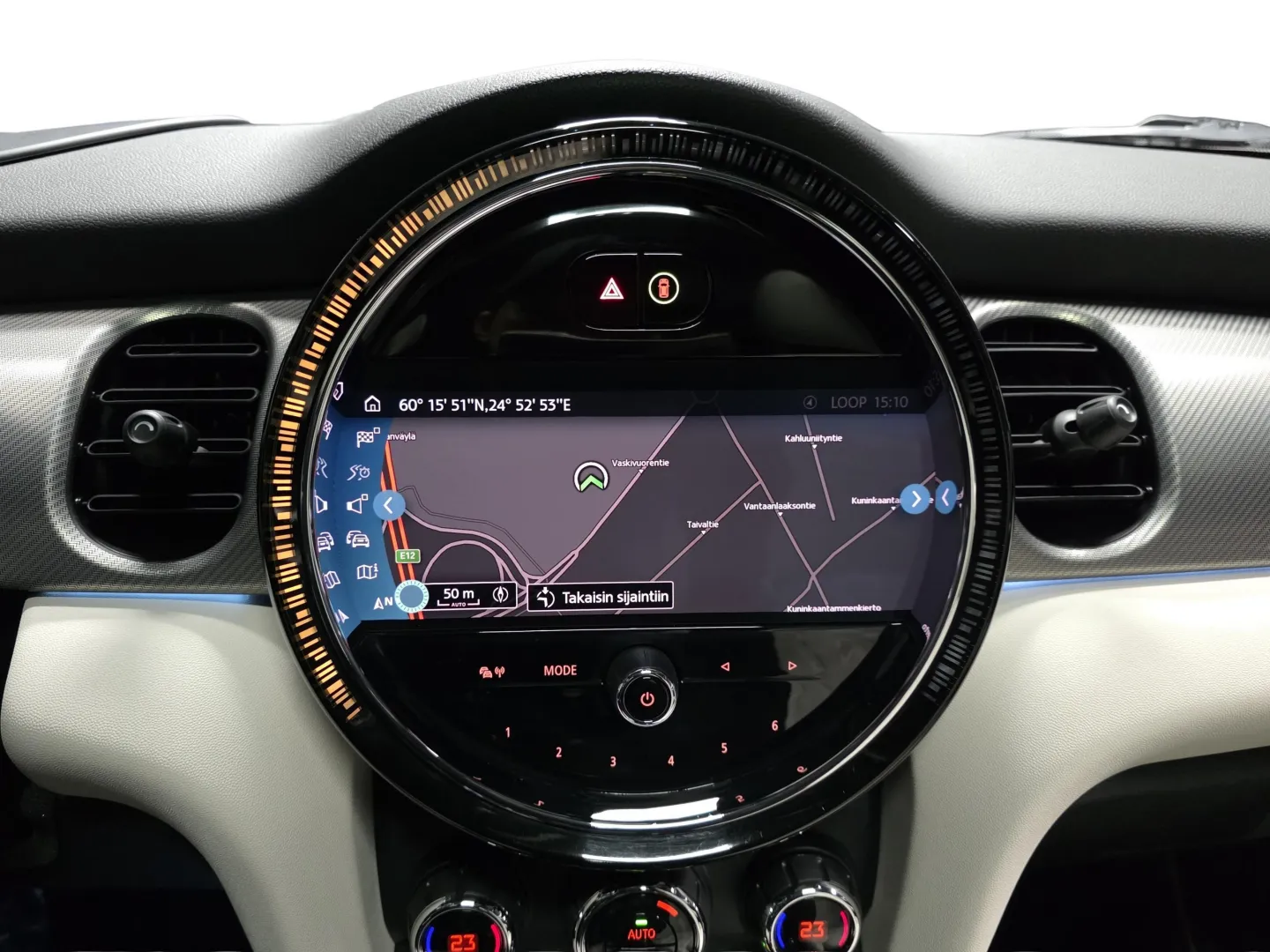 Autokuva 13 - ZOH-870