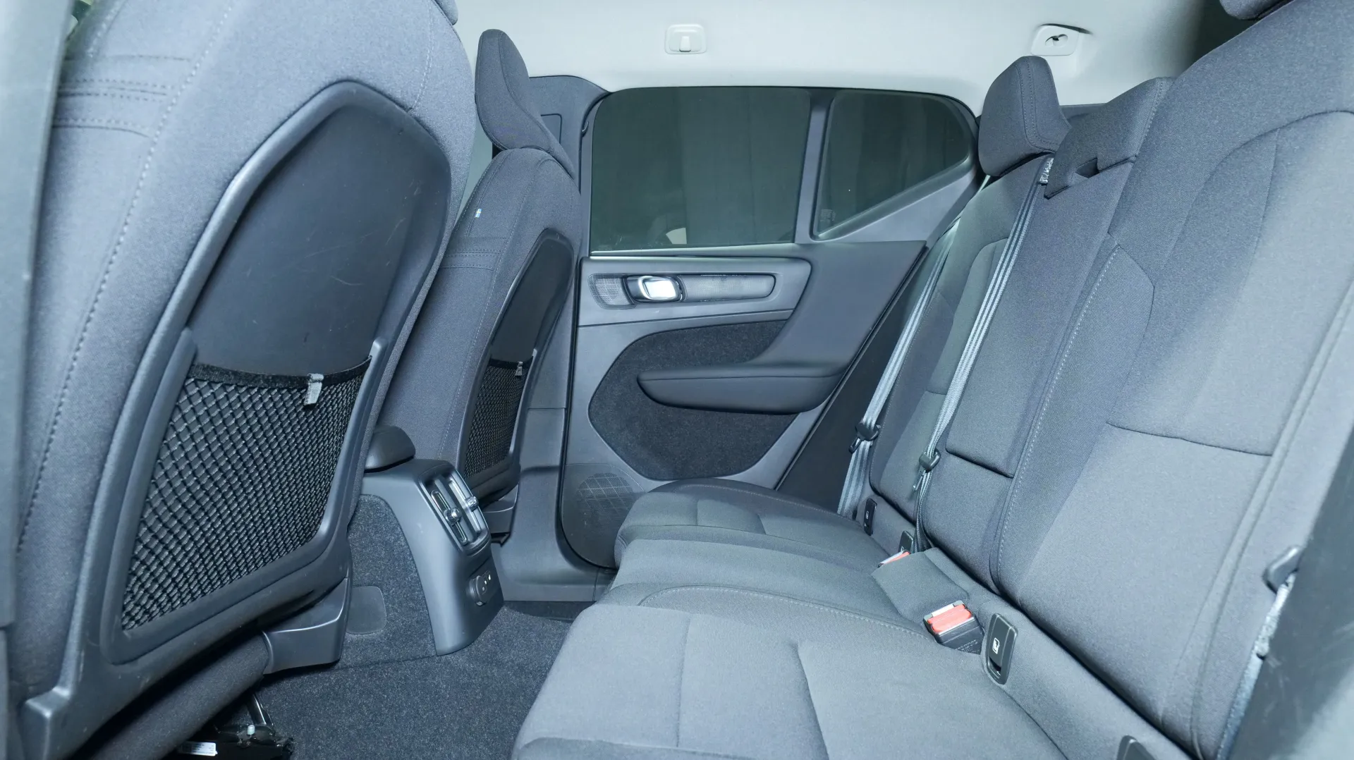 Autokuva 16 - ZON-892