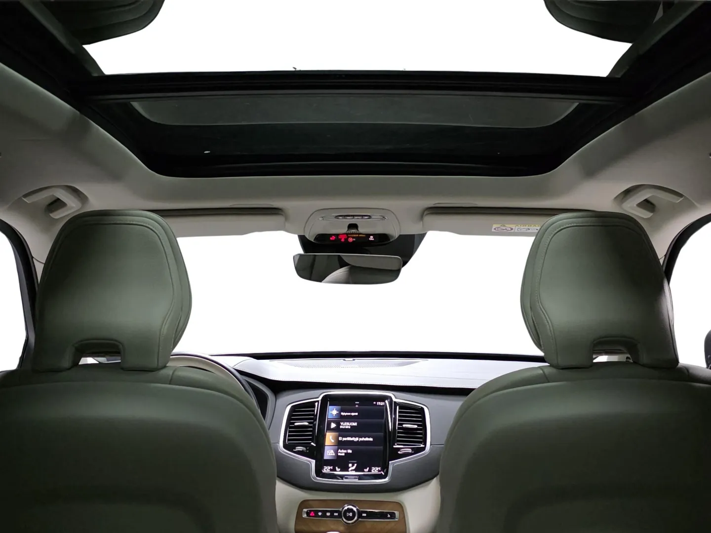 Autokuva 18 - ZOO-144