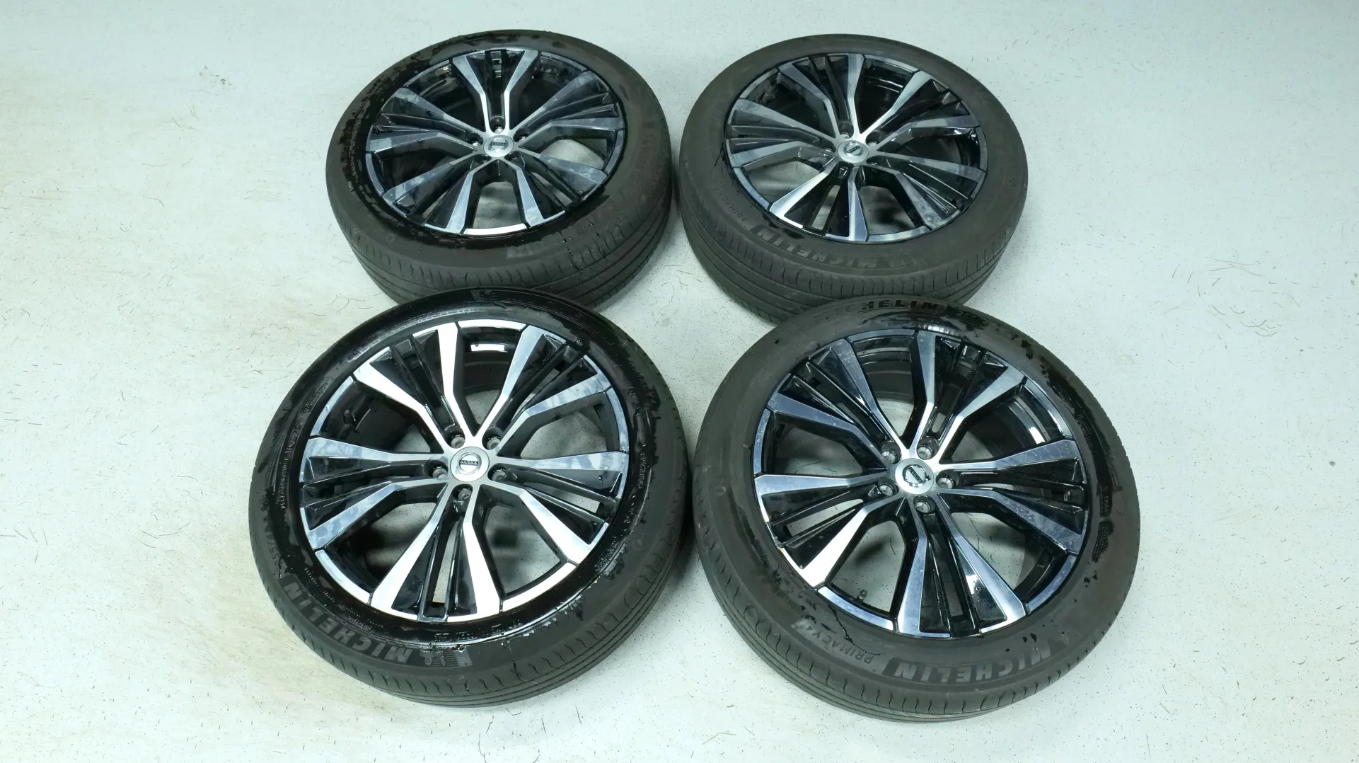 Autokuva 20 - ZOS-478