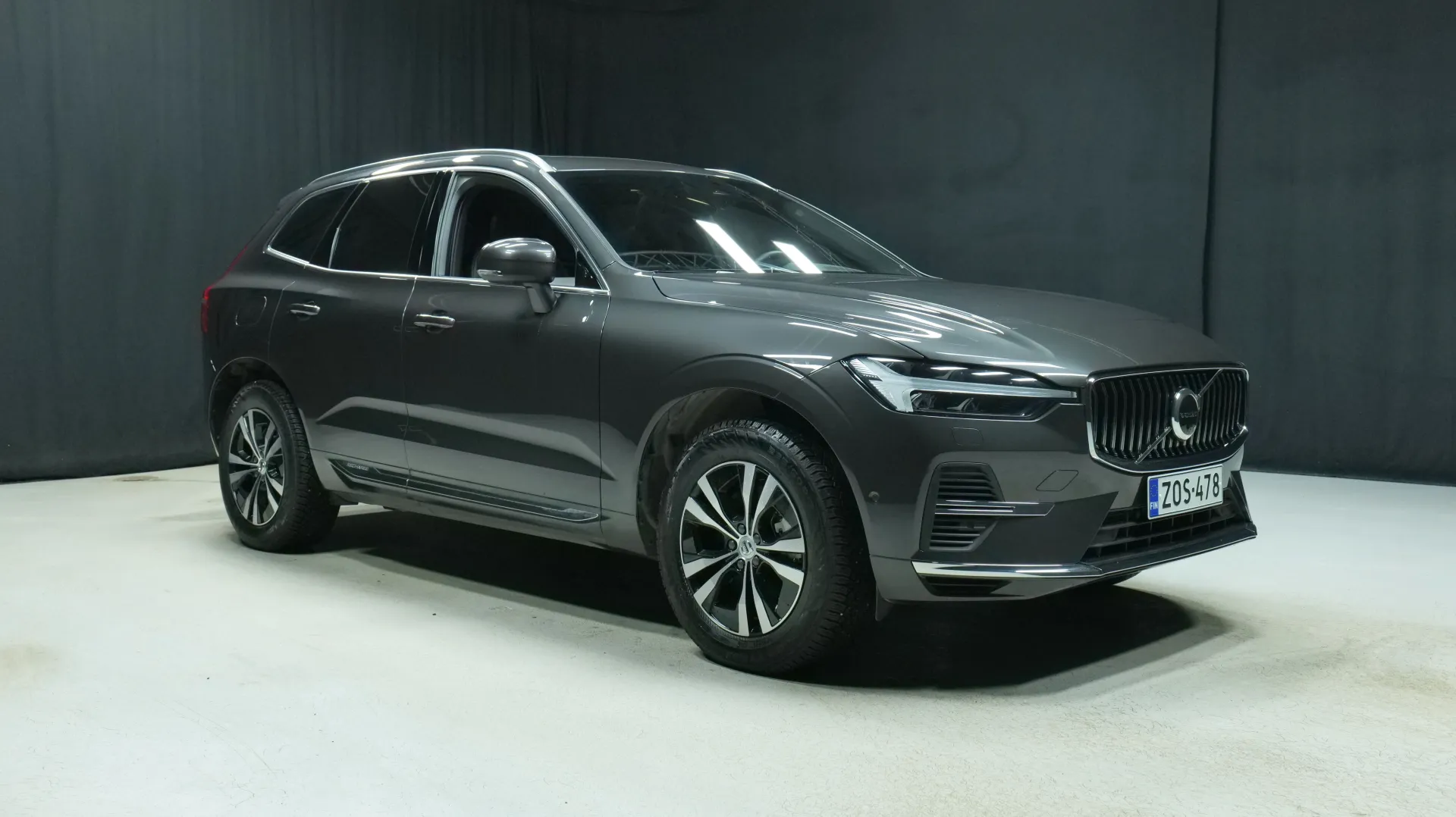 Autokuva 5 - ZOS-478