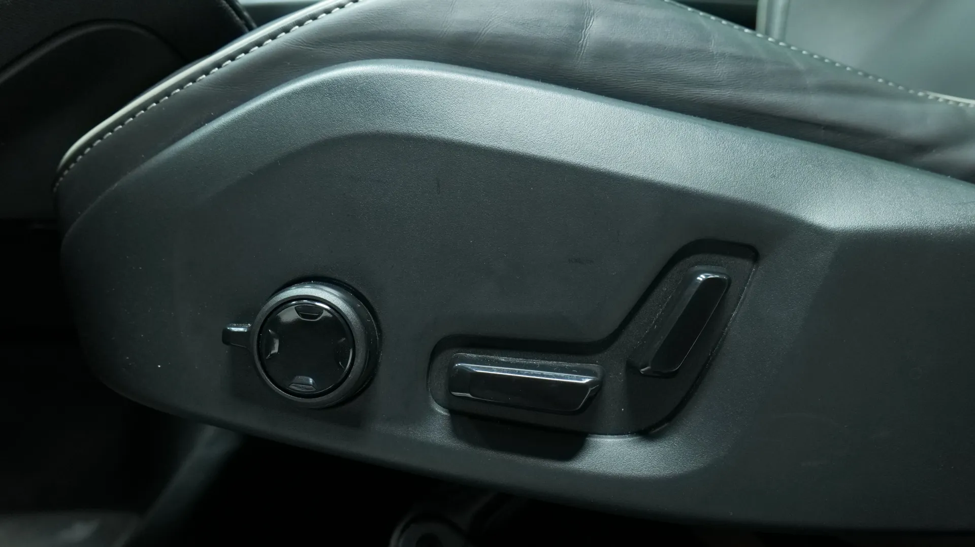 Autokuva 11 - ZOS-478