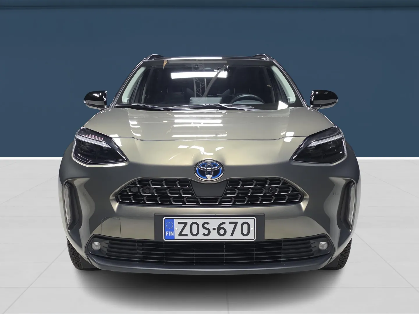 Autokuva 2 - ZOS-670