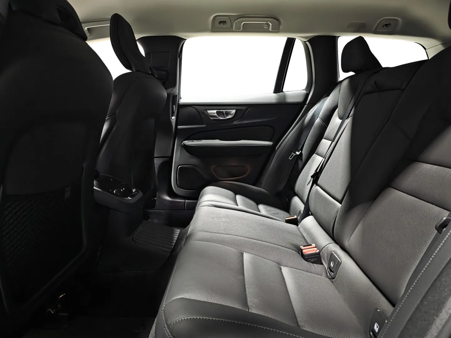 Autokuva 9 - ZOS-782