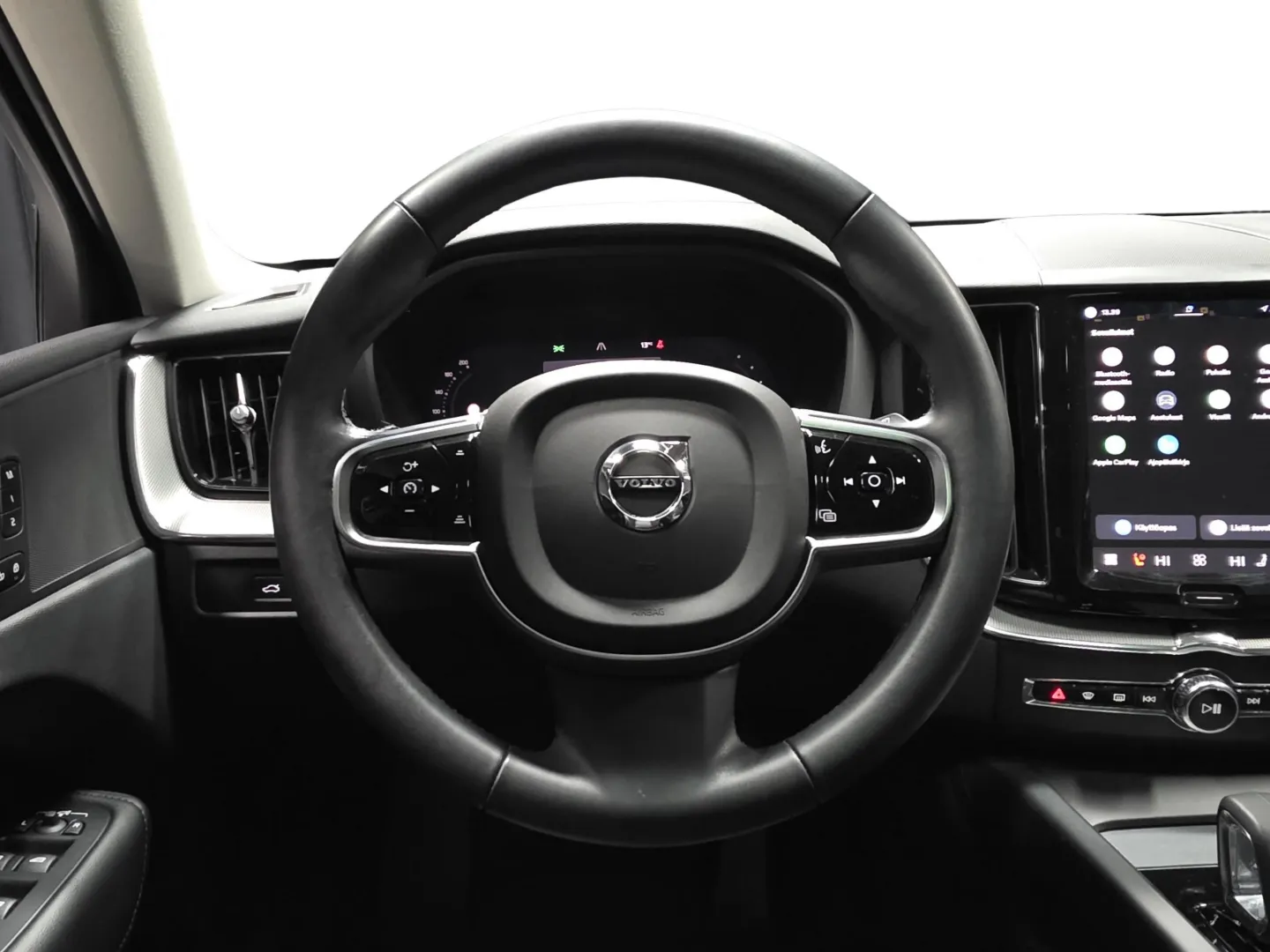 Autokuva 10 - ZOS-883