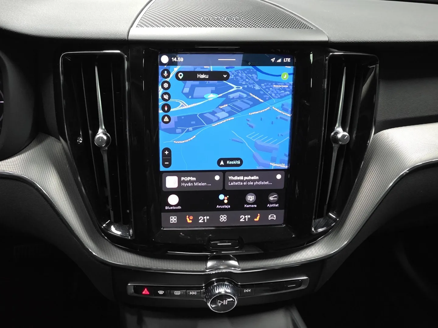 Autokuva 13 - ZOT-246