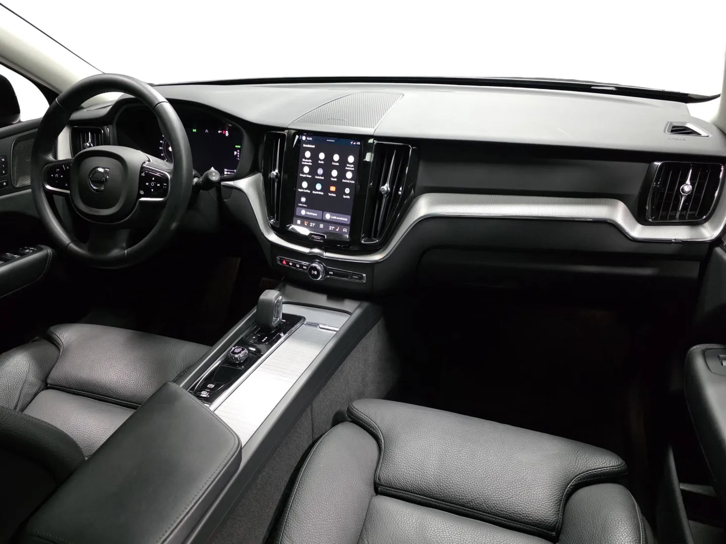 Autokuva 19 - ZOT-246