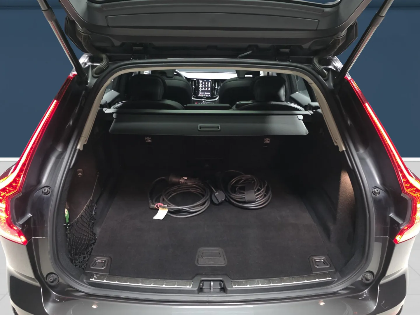 Autokuva 11 - ZOT-246