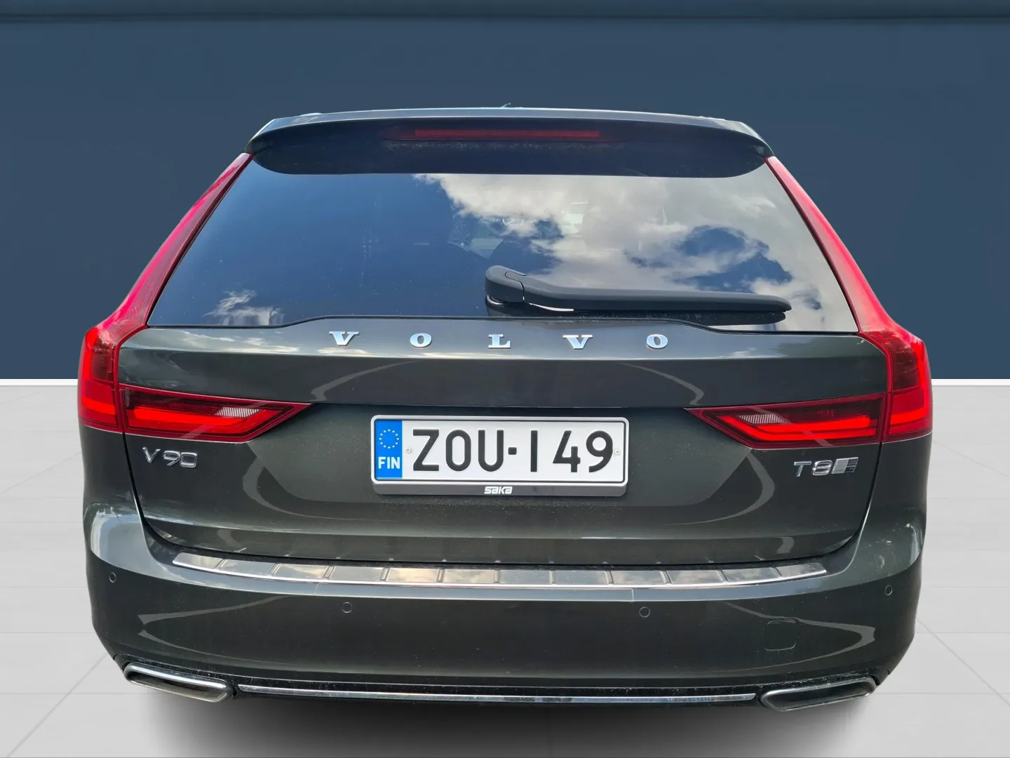 Autokuva 5 - ZOU-149
