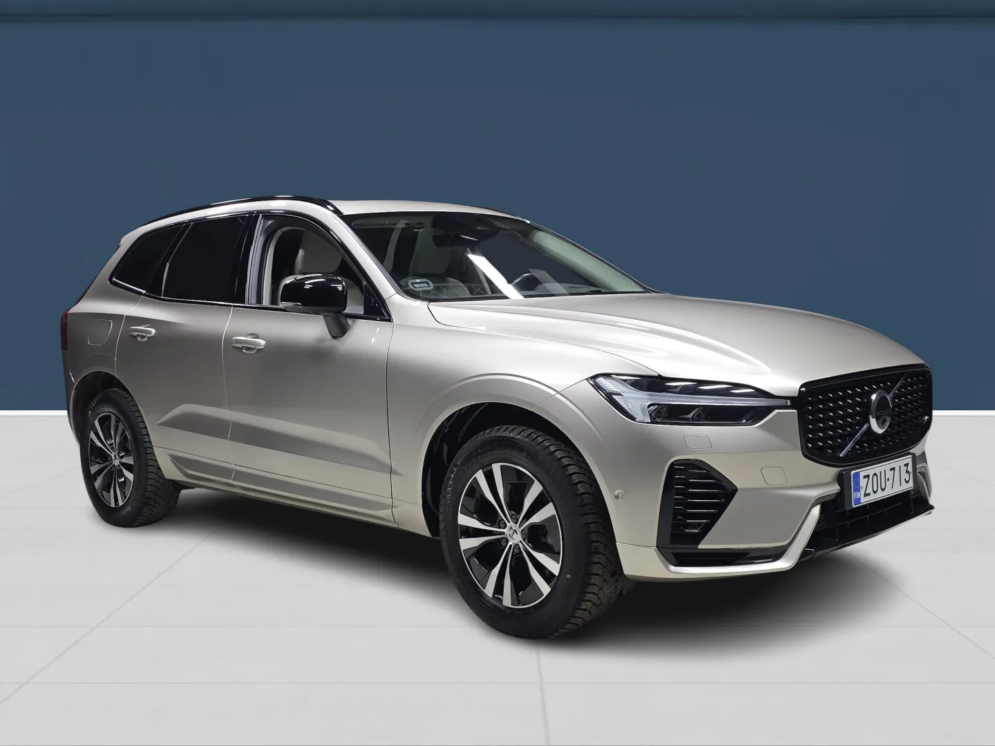 Autokuva 3 - ZOU-713