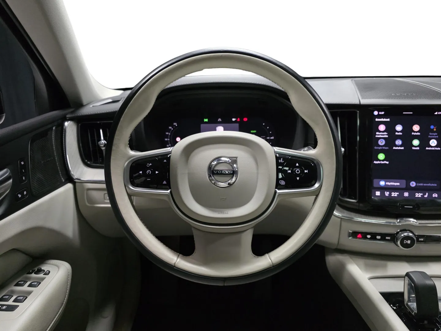 Autokuva 10 - ZOU-713