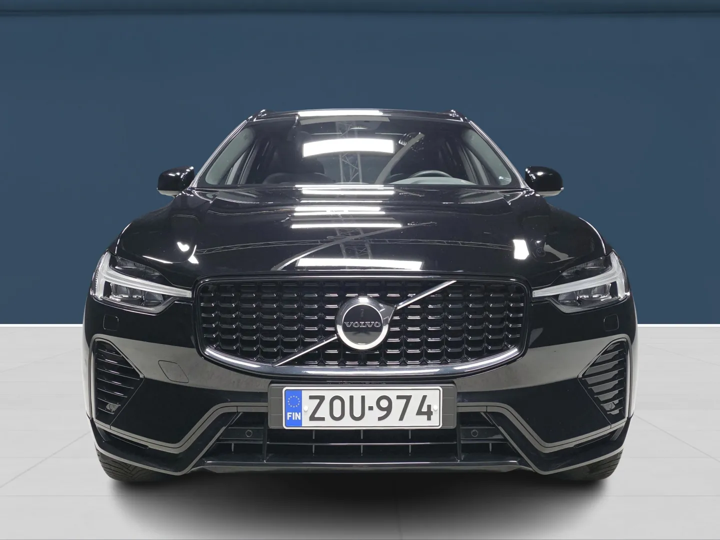 Autokuva 2 - ZOU-974