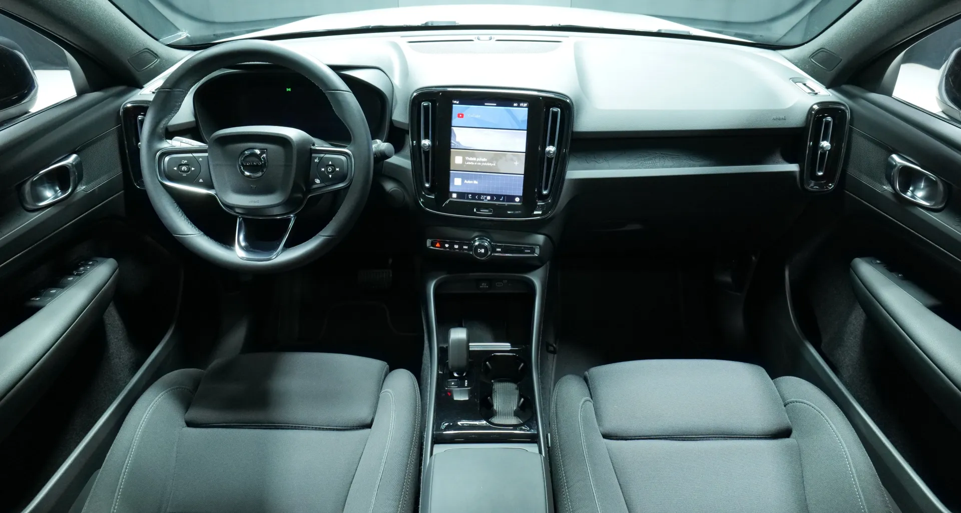 Autokuva 13 - ZOV-740