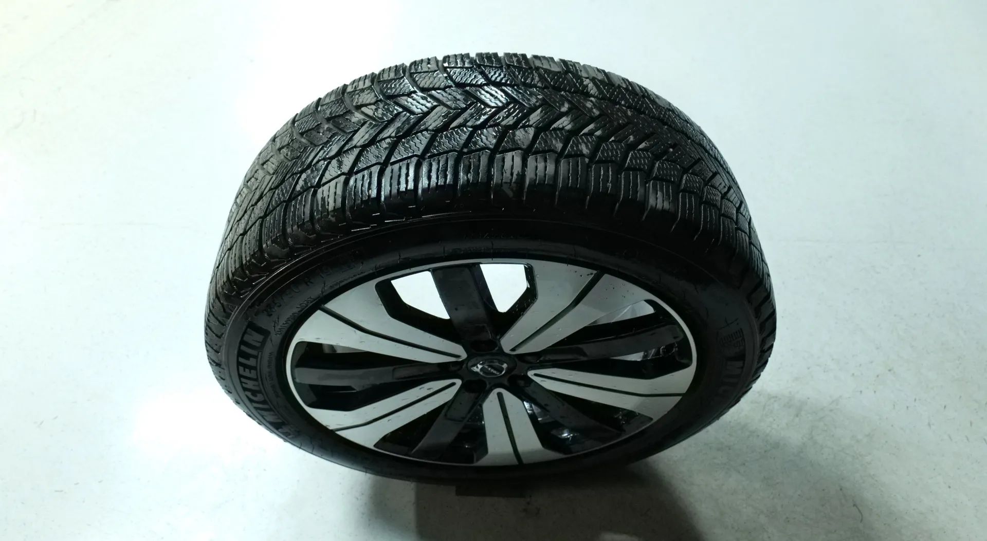 Autokuva 20 - ZOV-740