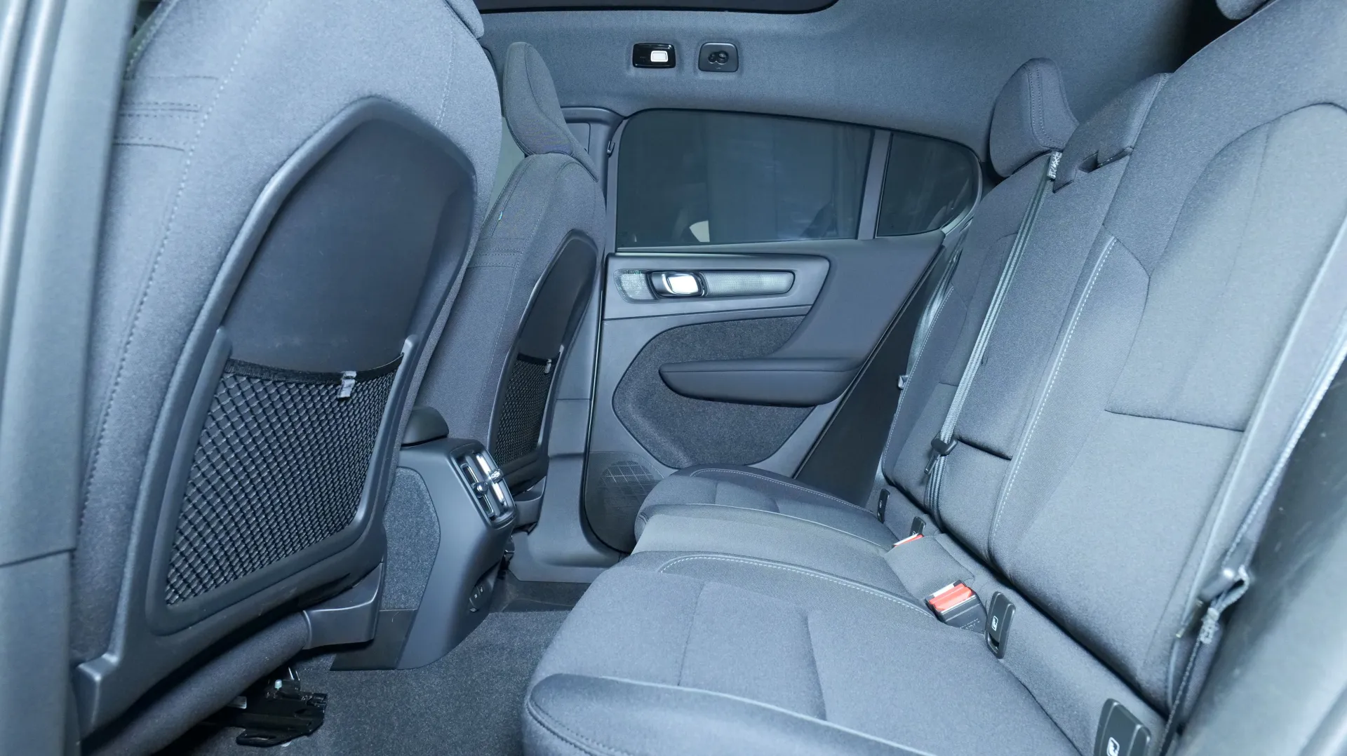 Autokuva 15 - ZOV-740