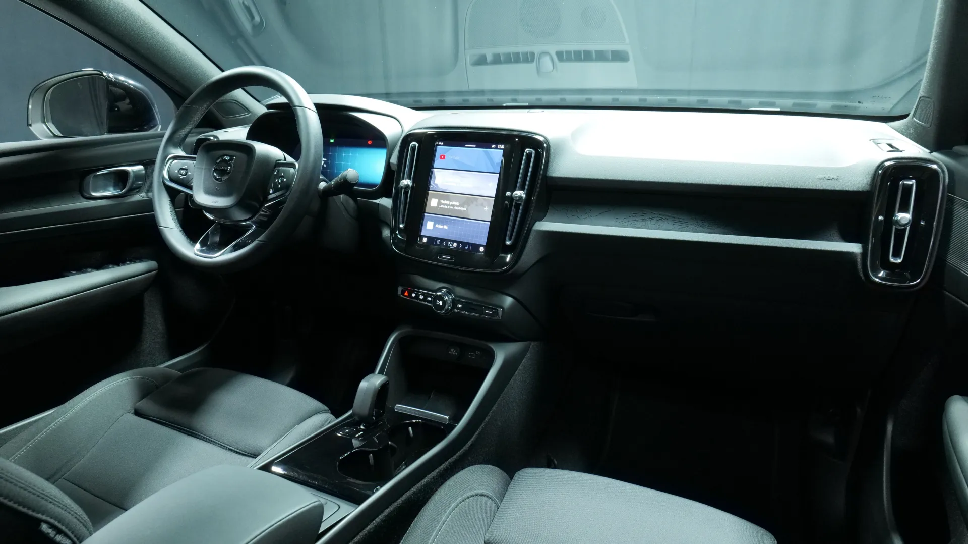 Autokuva 18 - ZOV-740