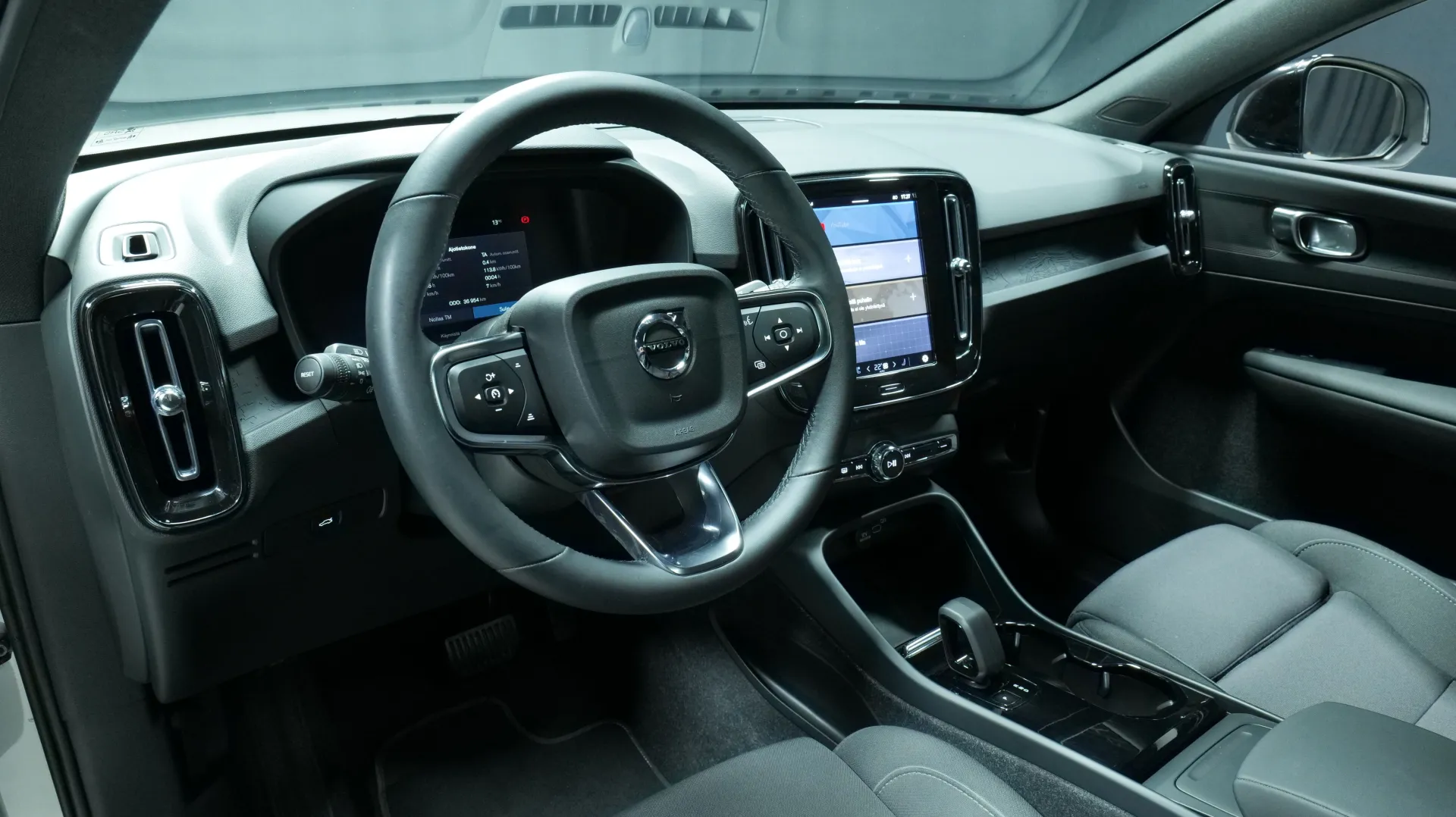 Autokuva 11 - ZOV-740