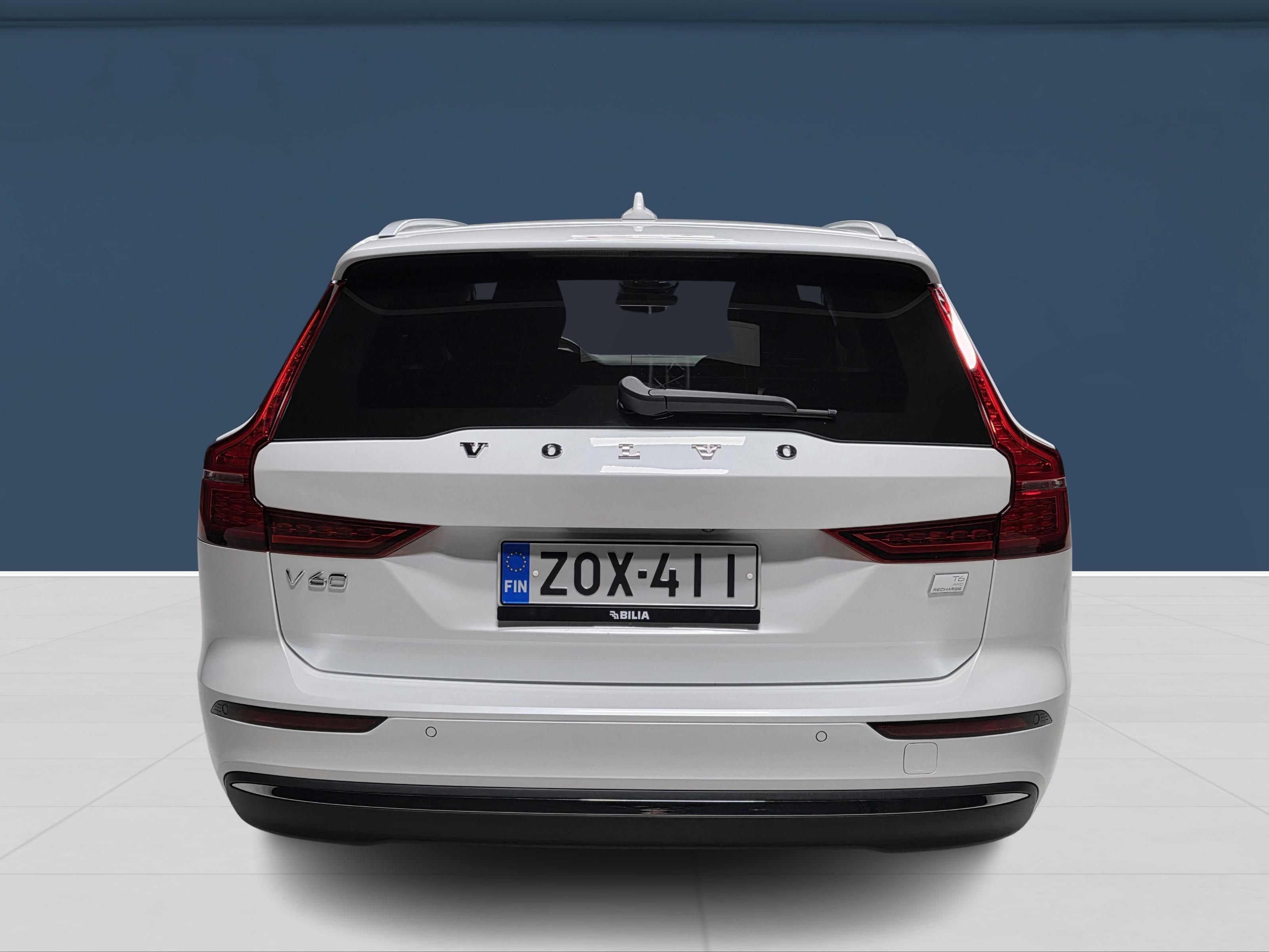 Volvo V60 2023, photo 5/20