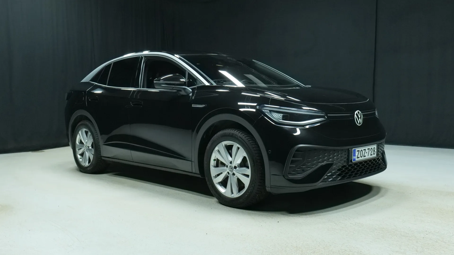 Autokuva 5 - ZOZ-728