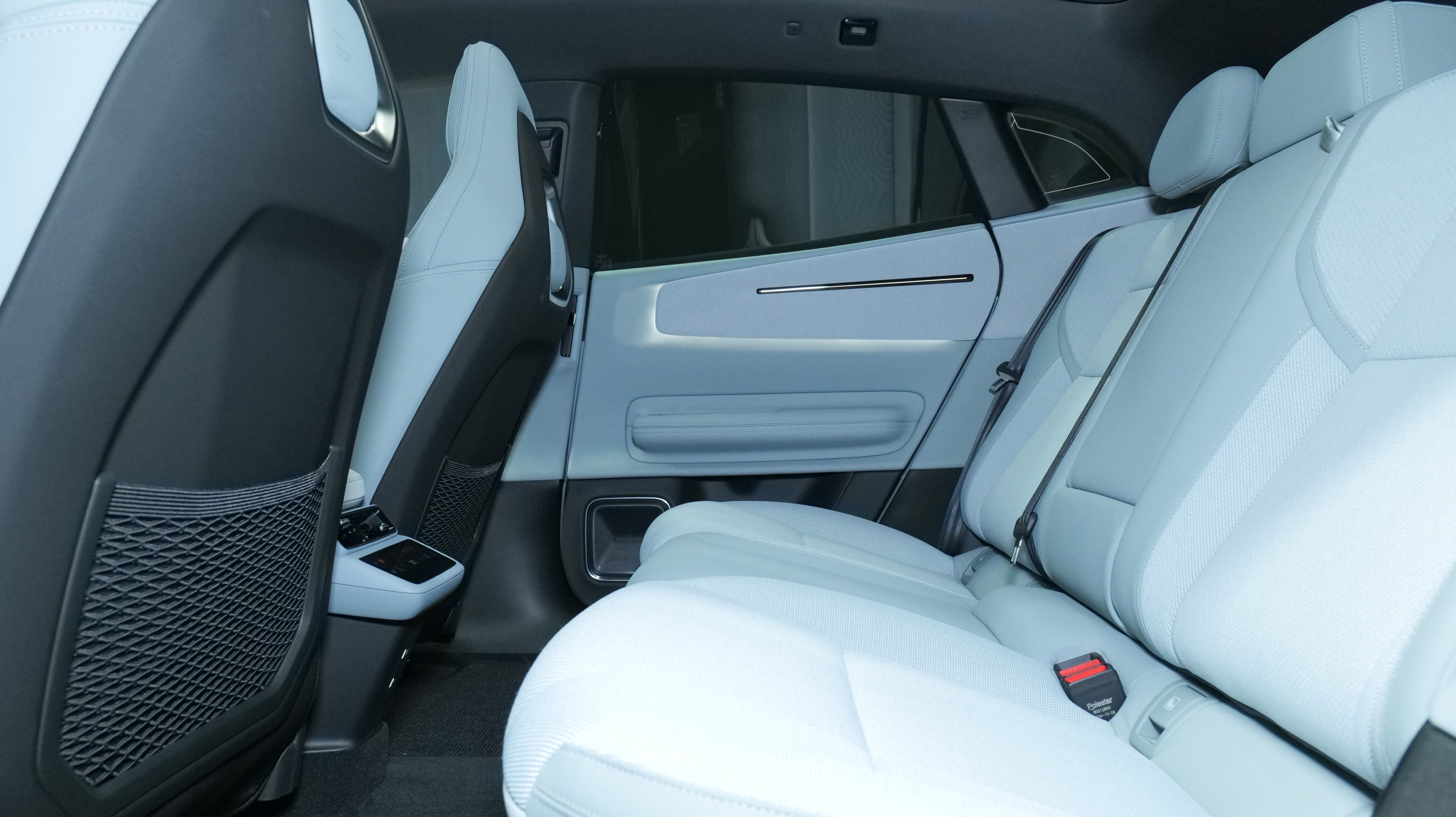 Autokuva 17 - ZPH-532