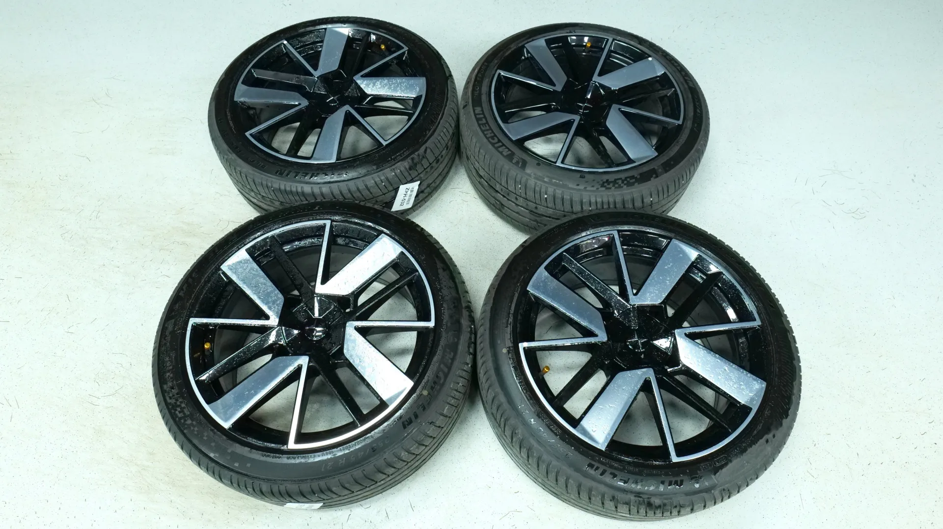 Autokuva 21 - ZPH-532