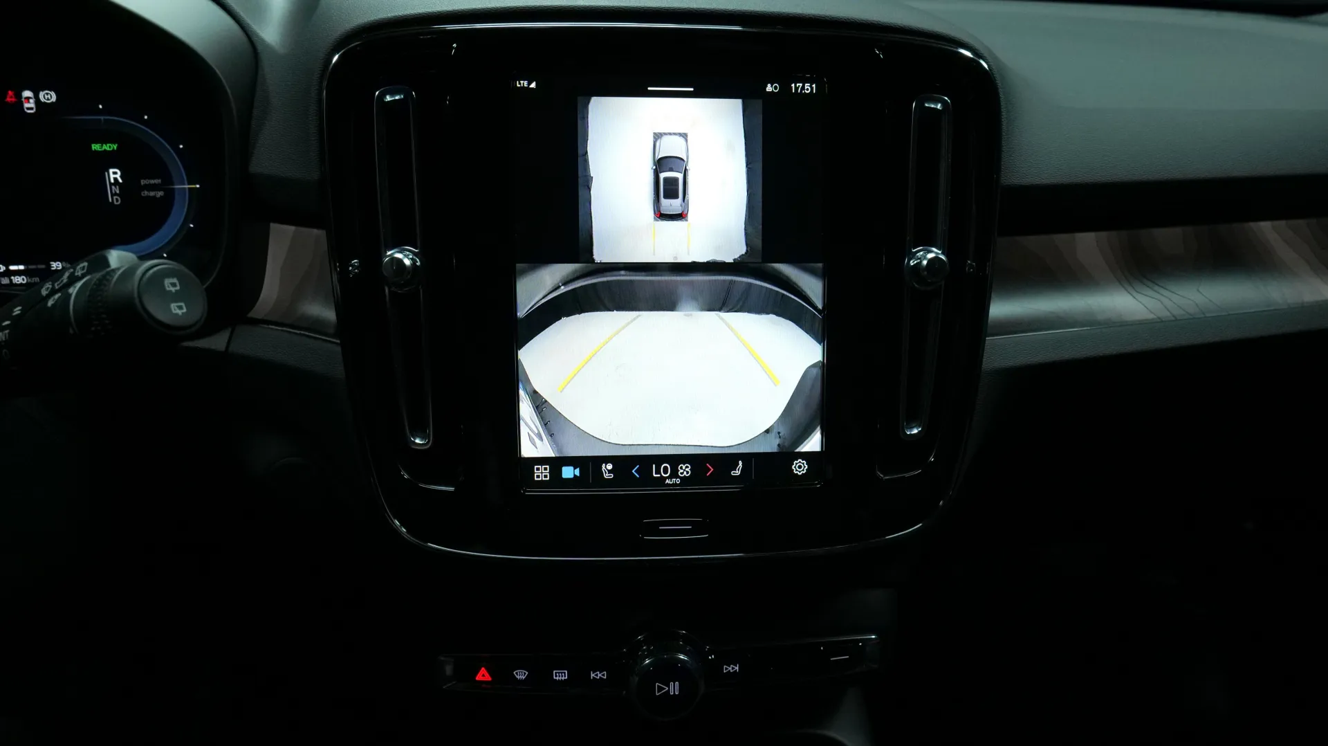 Autokuva 7 - ZPJ-165