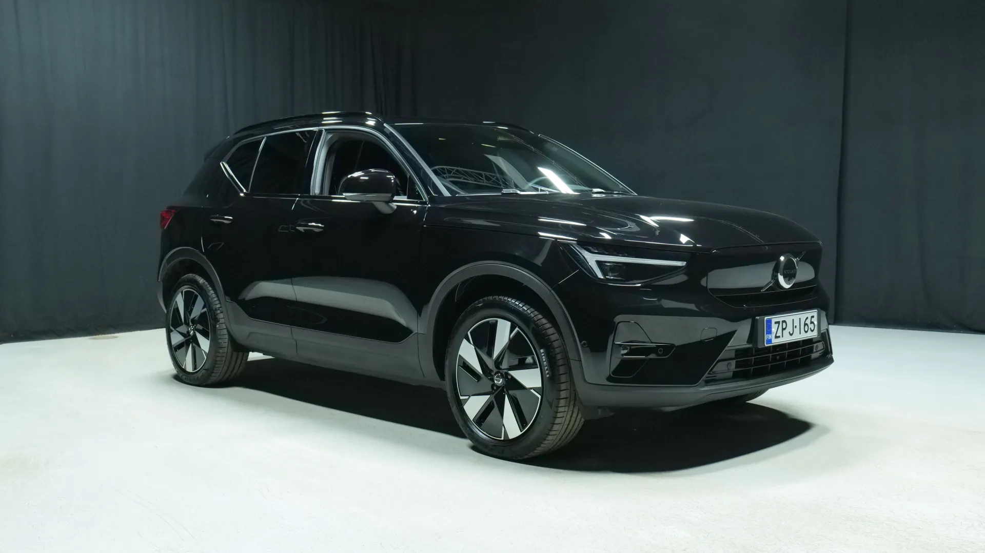 Autokuva 5 - ZPJ-165