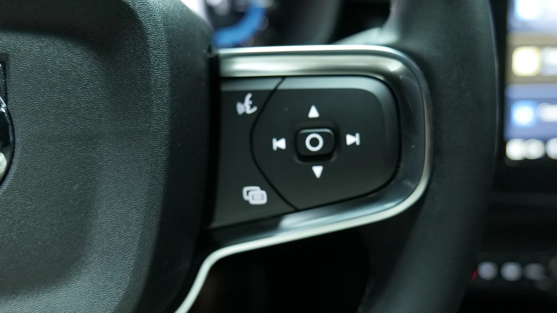 Autokuva 7 - ZPJ-166