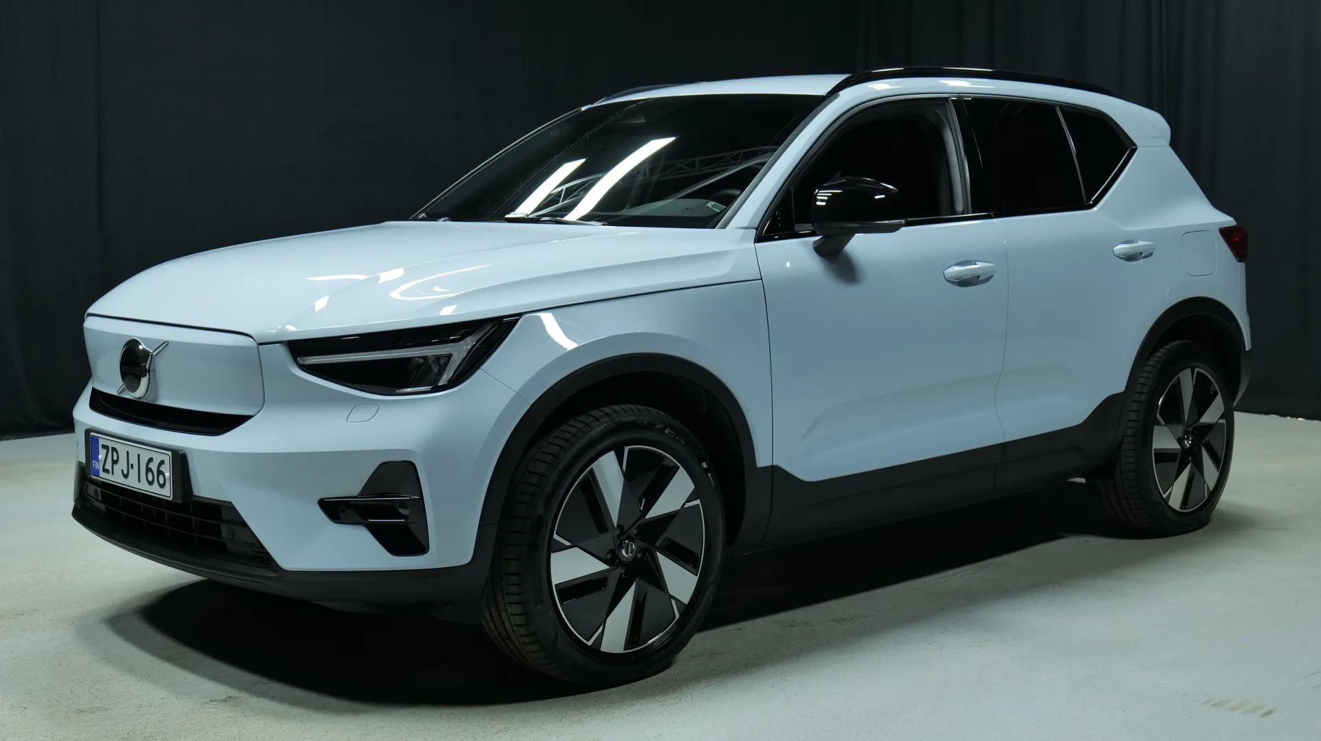 Autokuva 1 - ZPJ-166