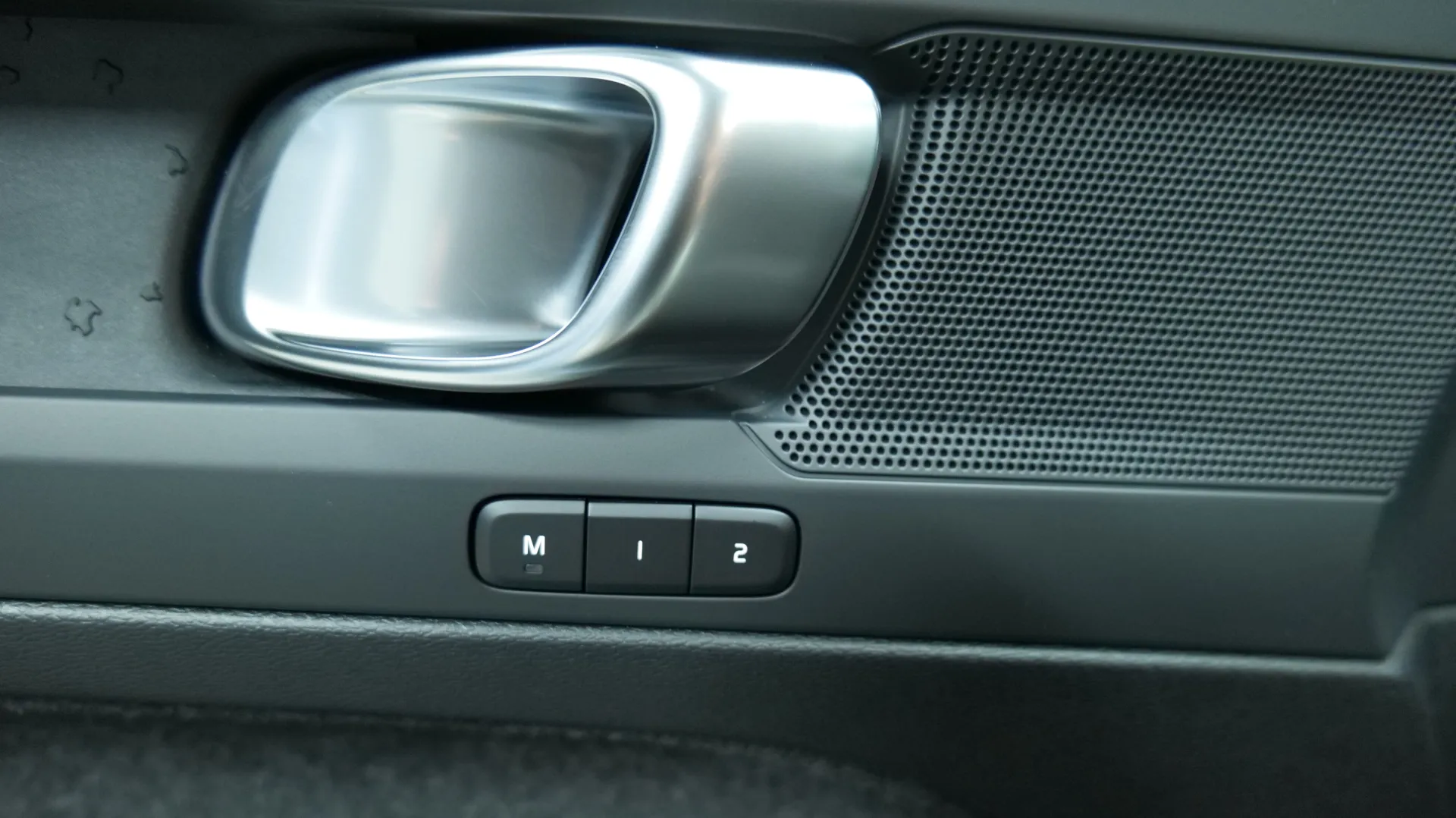 Autokuva 13 - ZPJ-166