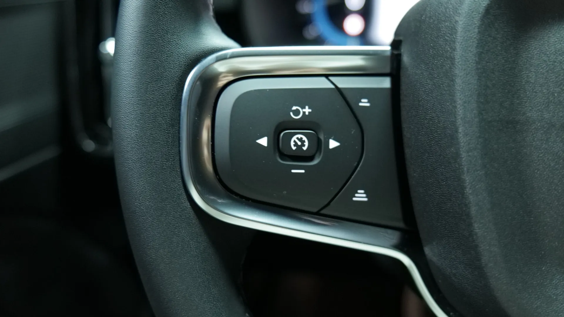 Autokuva 9 - ZPJ-166