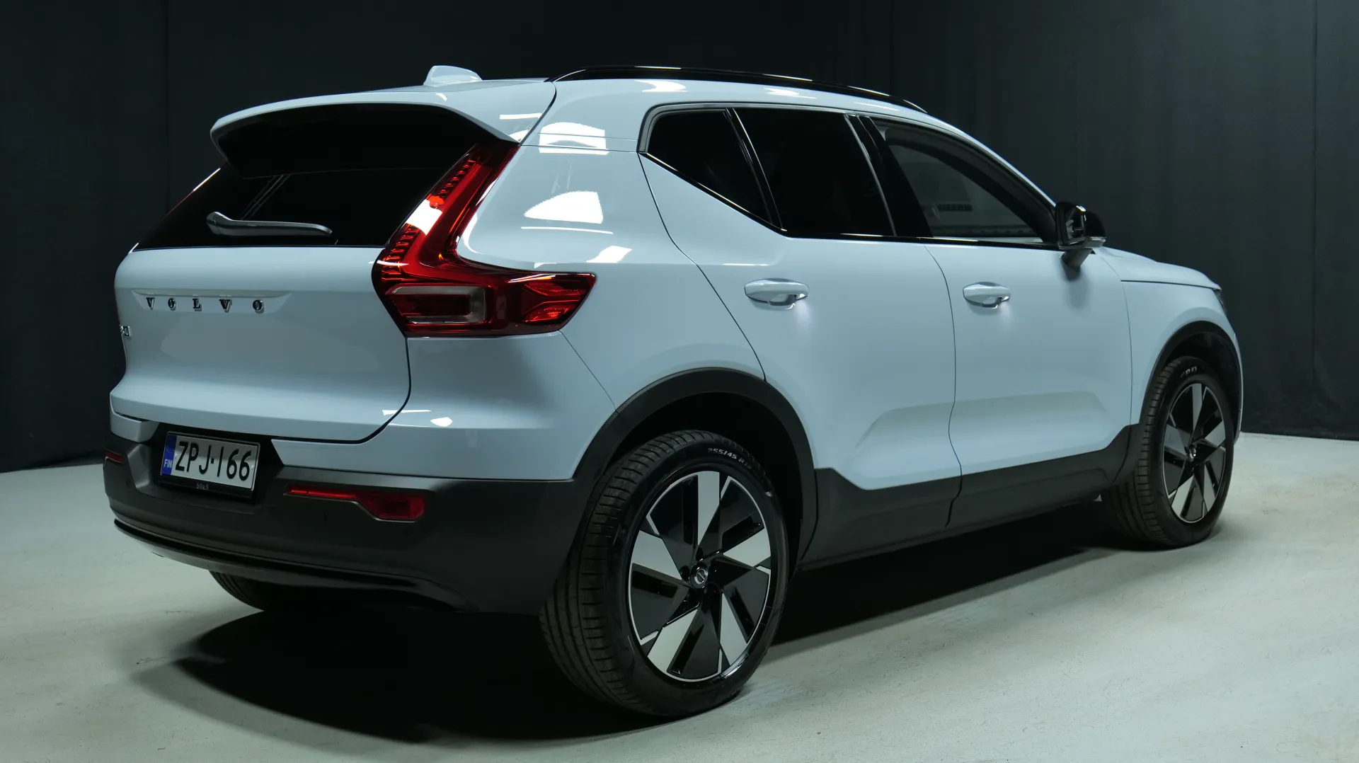 Autokuva 3 - ZPJ-166