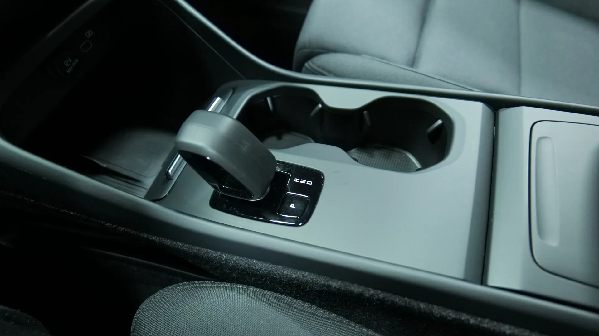 Autokuva 11 - ZPJ-166