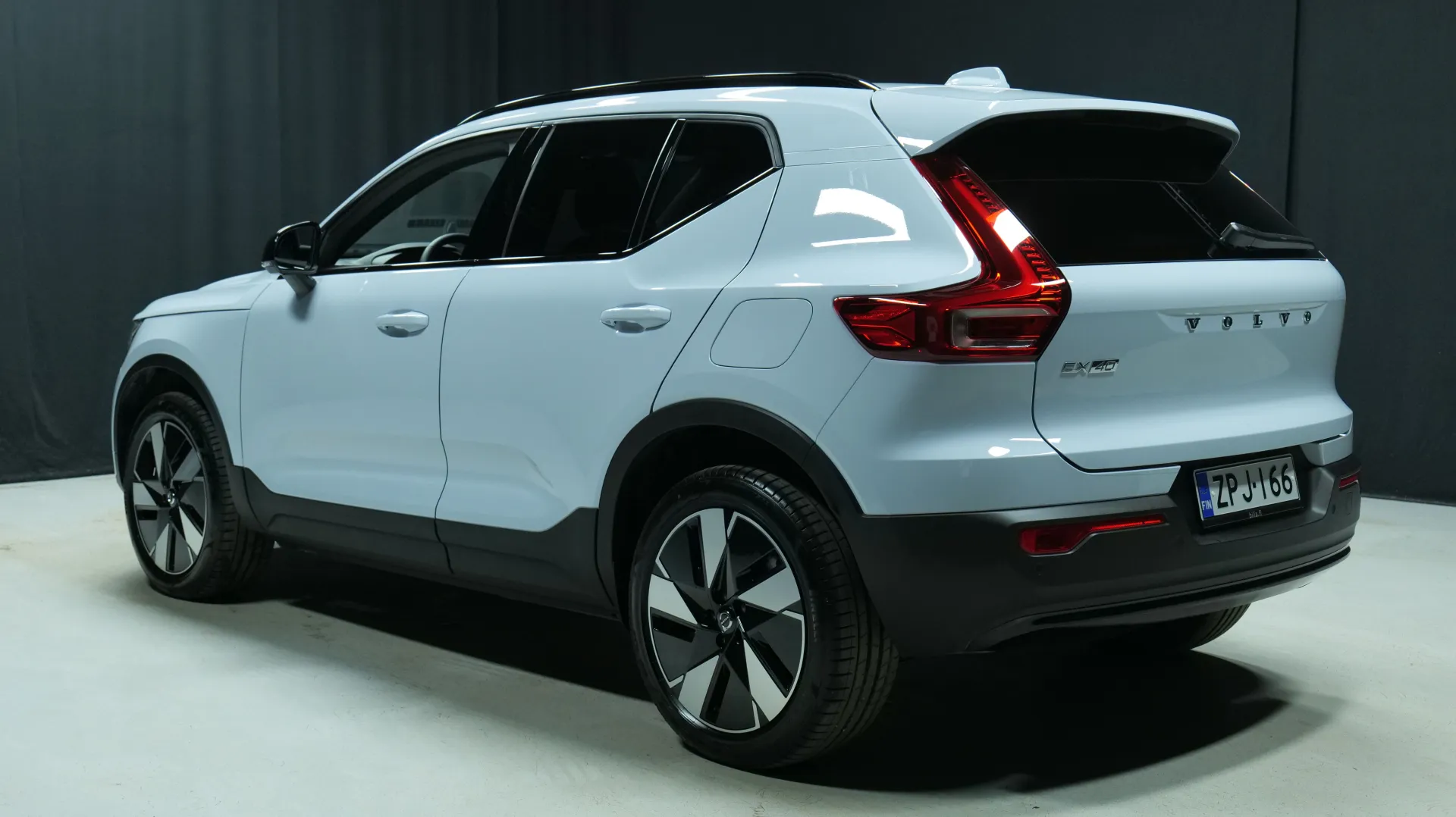 Autokuva 2 - ZPJ-166