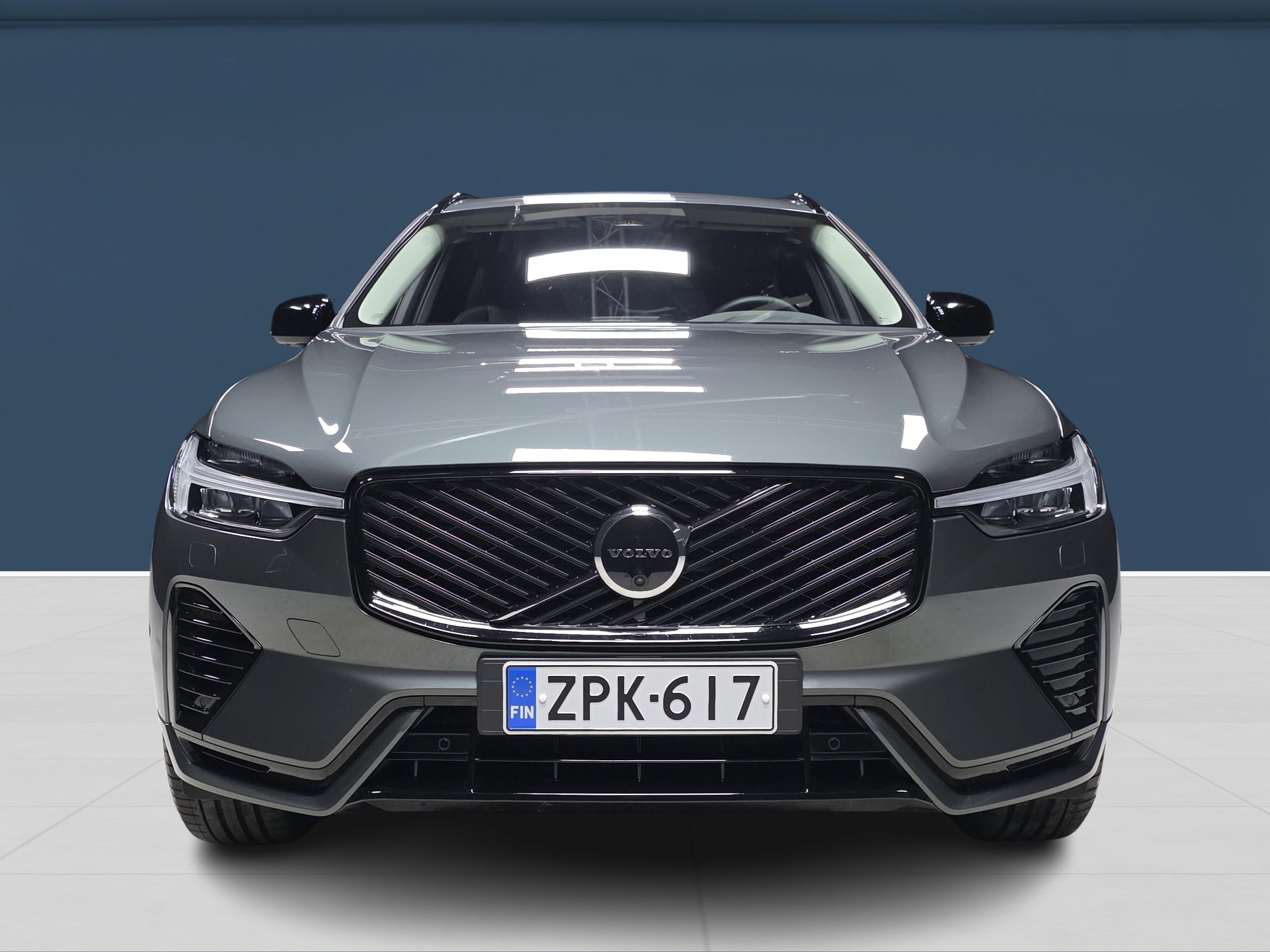 Volvo XC60 T6 AWD Long Range Plus Dark 2026, kuva 2/18