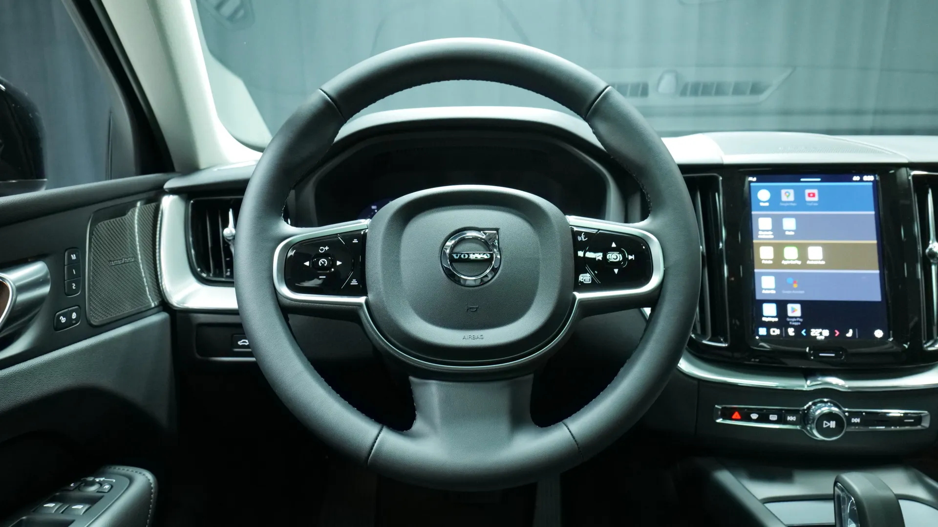 Autokuva 15 - ZPL-581