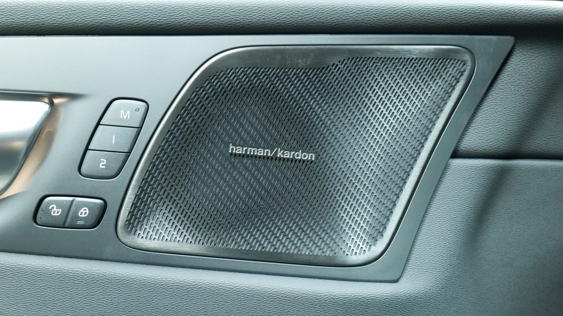 Autokuva 10 - ZPO-900