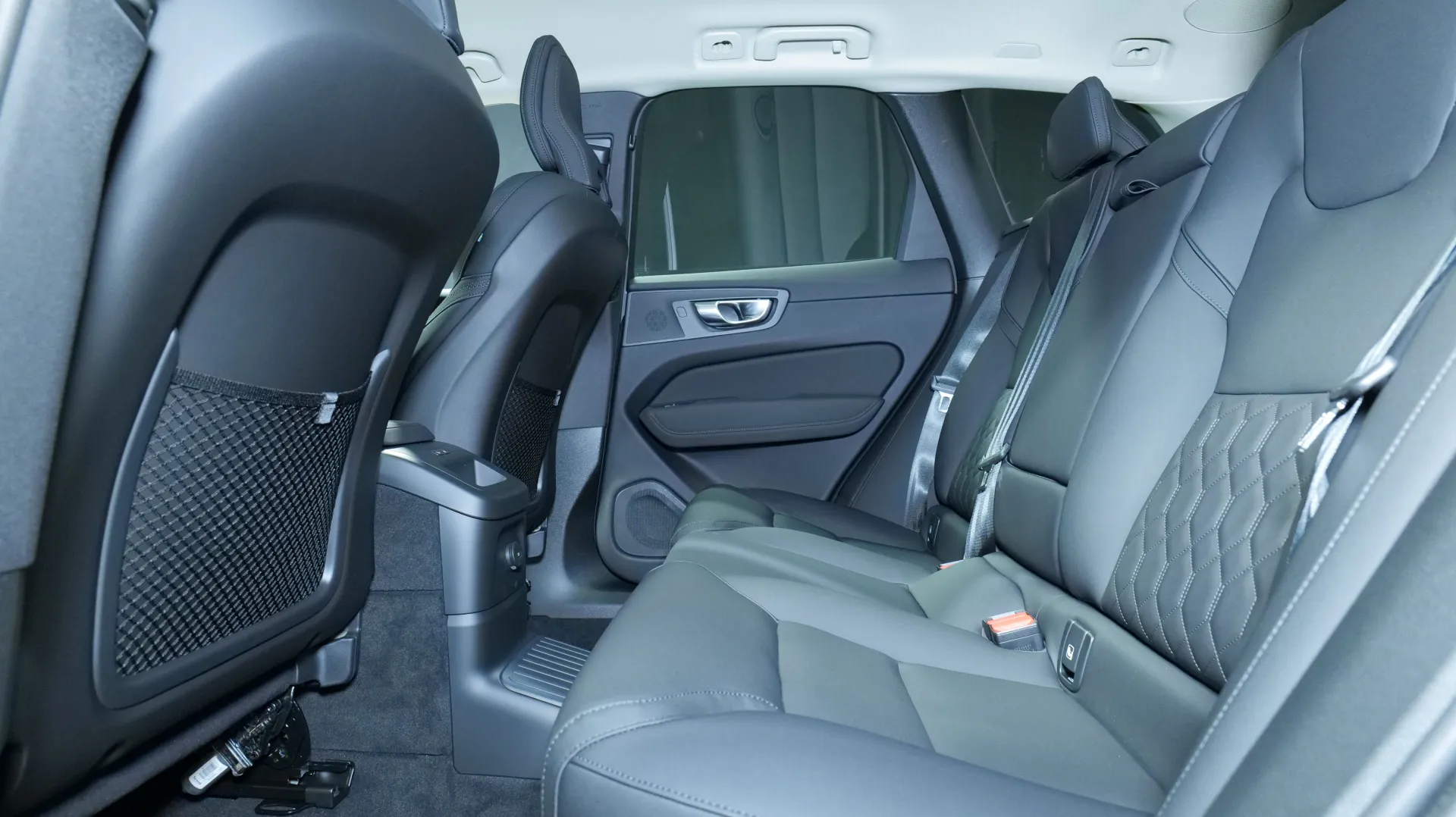 Autokuva 16 - ZPO-900