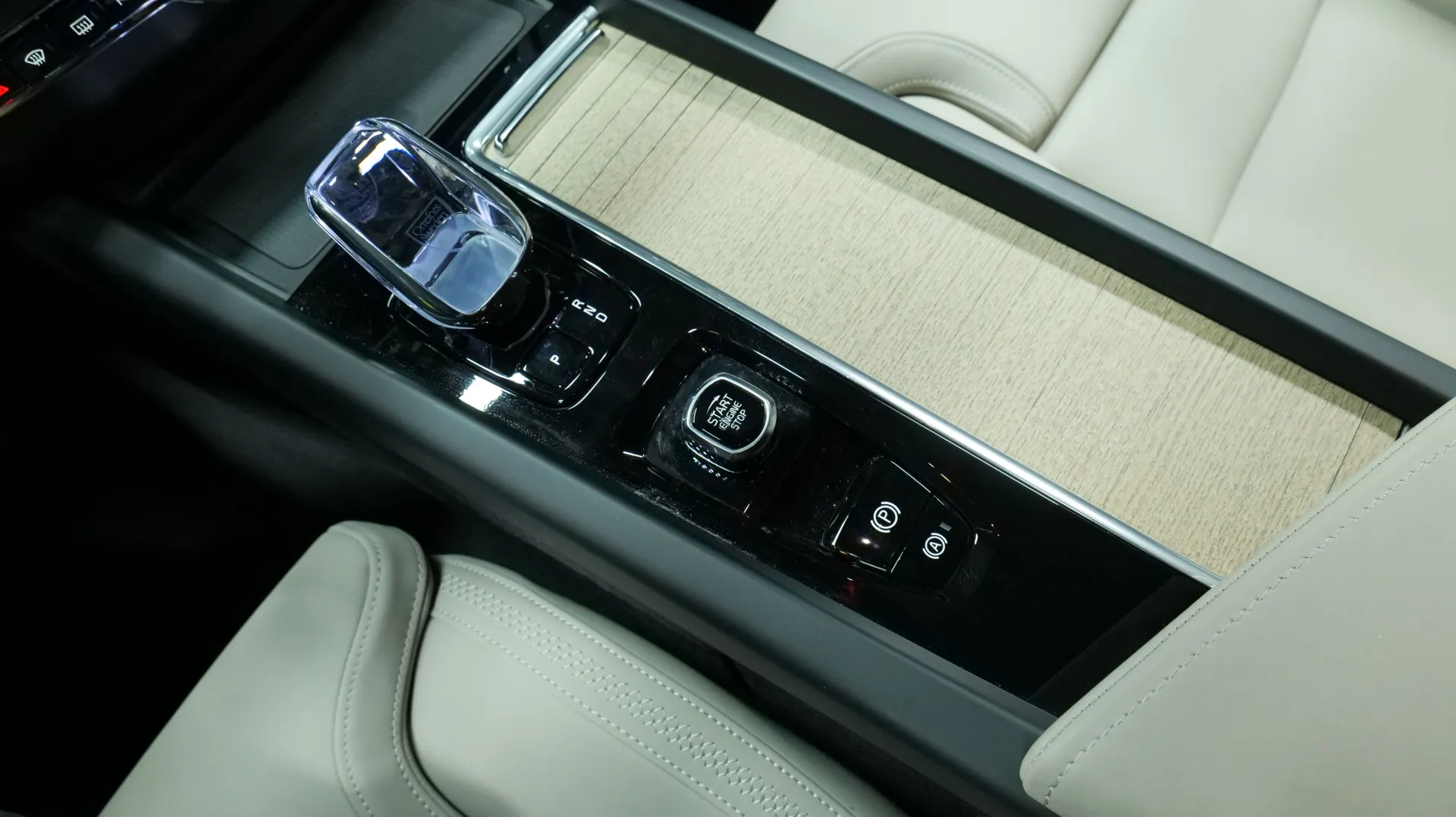 Autokuva 9 - ZPP-495