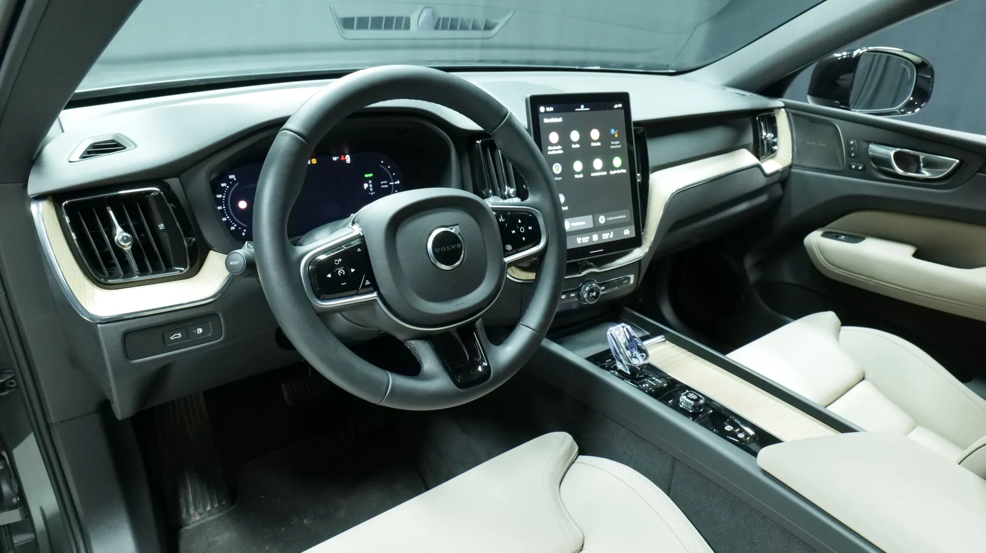 Autokuva 13 - ZPP-495